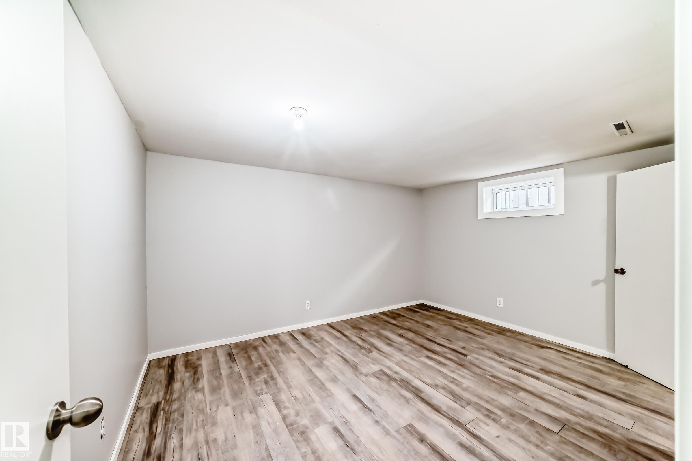 https://zimg.paragon.ice.com/ParagonImages/Property/PM/RAE/225400338/44/0/0/88ff5d7849b7fff68a6ac5c34360a90a/1/74fe6708308e75b29fff8ff1140d4409/225400338-56edcba4-48e2-4c24-bead-f76d19117f07.JPG
