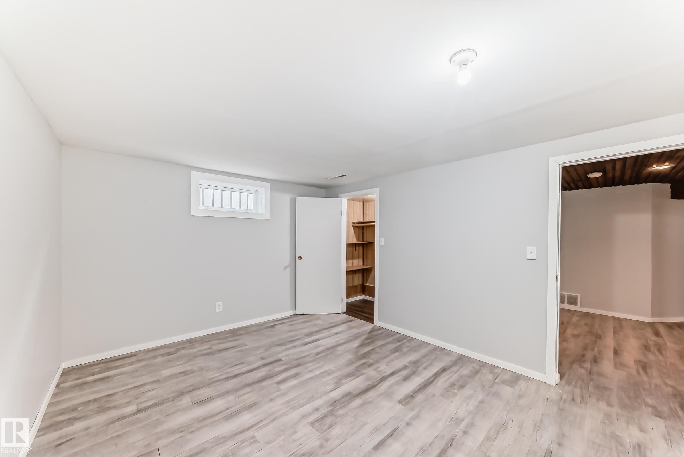 https://zimg.paragon.ice.com/ParagonImages/Property/PM/RAE/225400338/45/0/0/a2f76672bfd511e1b61650e649b39bdc/1/74fe6708308e75b29fff8ff1140d4409/225400338-cd832785-3e07-4353-bd33-45863e69b47c.JPG