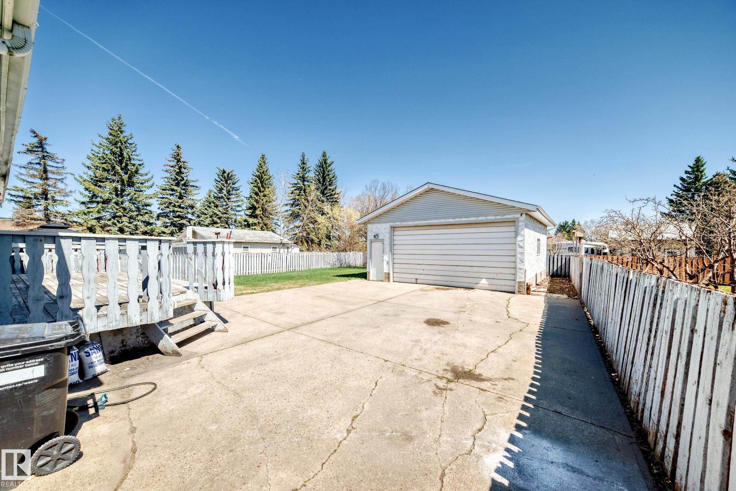 https://zimg.paragon.ice.com/ParagonImages/Property/PM/RAE/225400338/63/0/0/202b2c3310835b464d569e9fb6544cd7/1/74fe6708308e75b29fff8ff1140d4409/225400338-390715d0-c6a3-46b2-b096-55c06ba1fe31.JPG