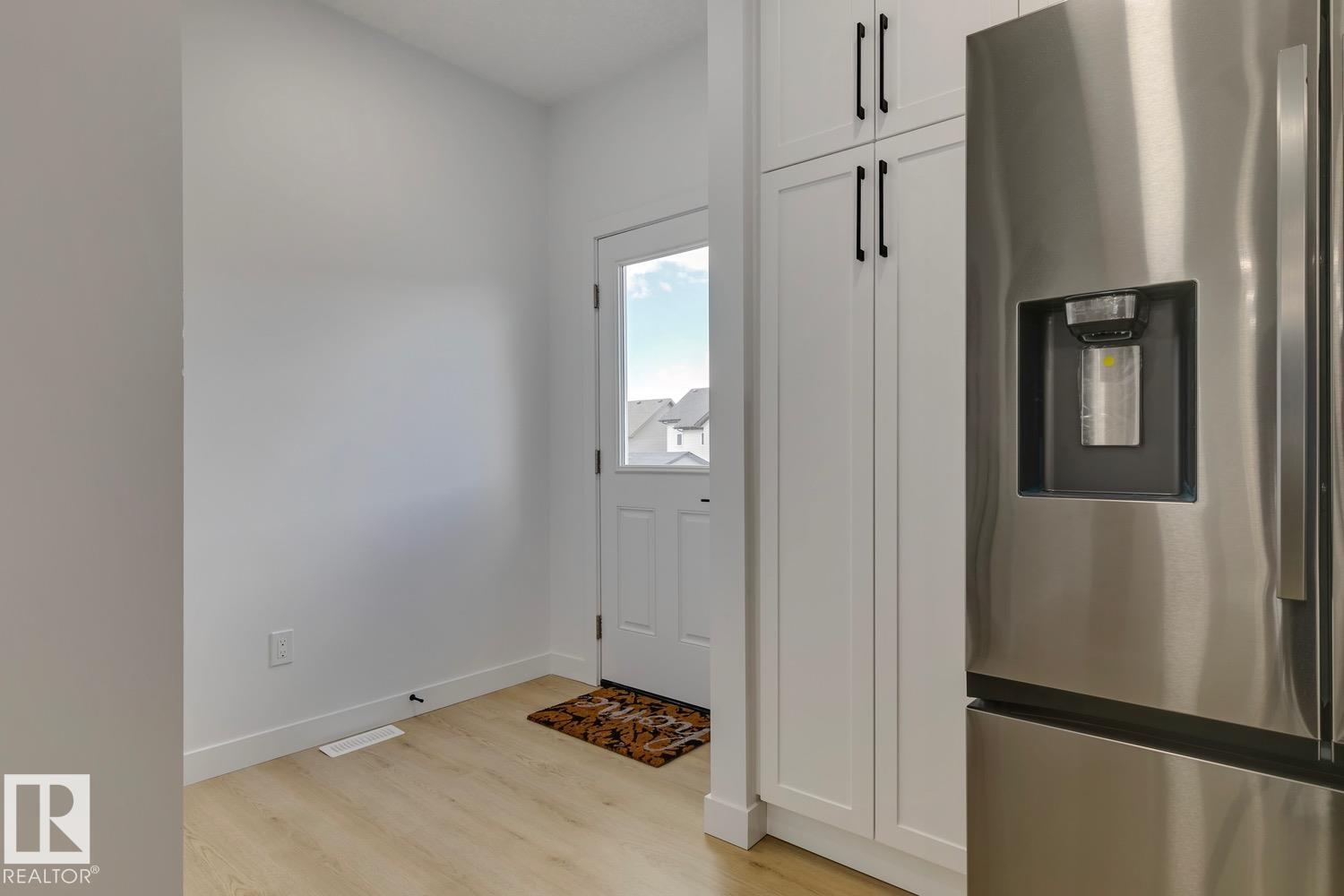 Photo 18 at 10213 92a Avenue NW, Morinville