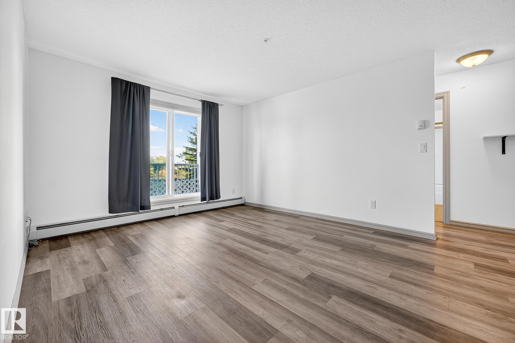 https://zimg.paragon.ice.com/ParagonImages/Property/PM/RAE/225400341/13/0/0/4edb50b48f090a824750da5de47027e2/1/fc5a4359451d58cdc060131bf7e22e37/225400341-e76b81be-1127-445d-9d93-a375cb5109db.JPG