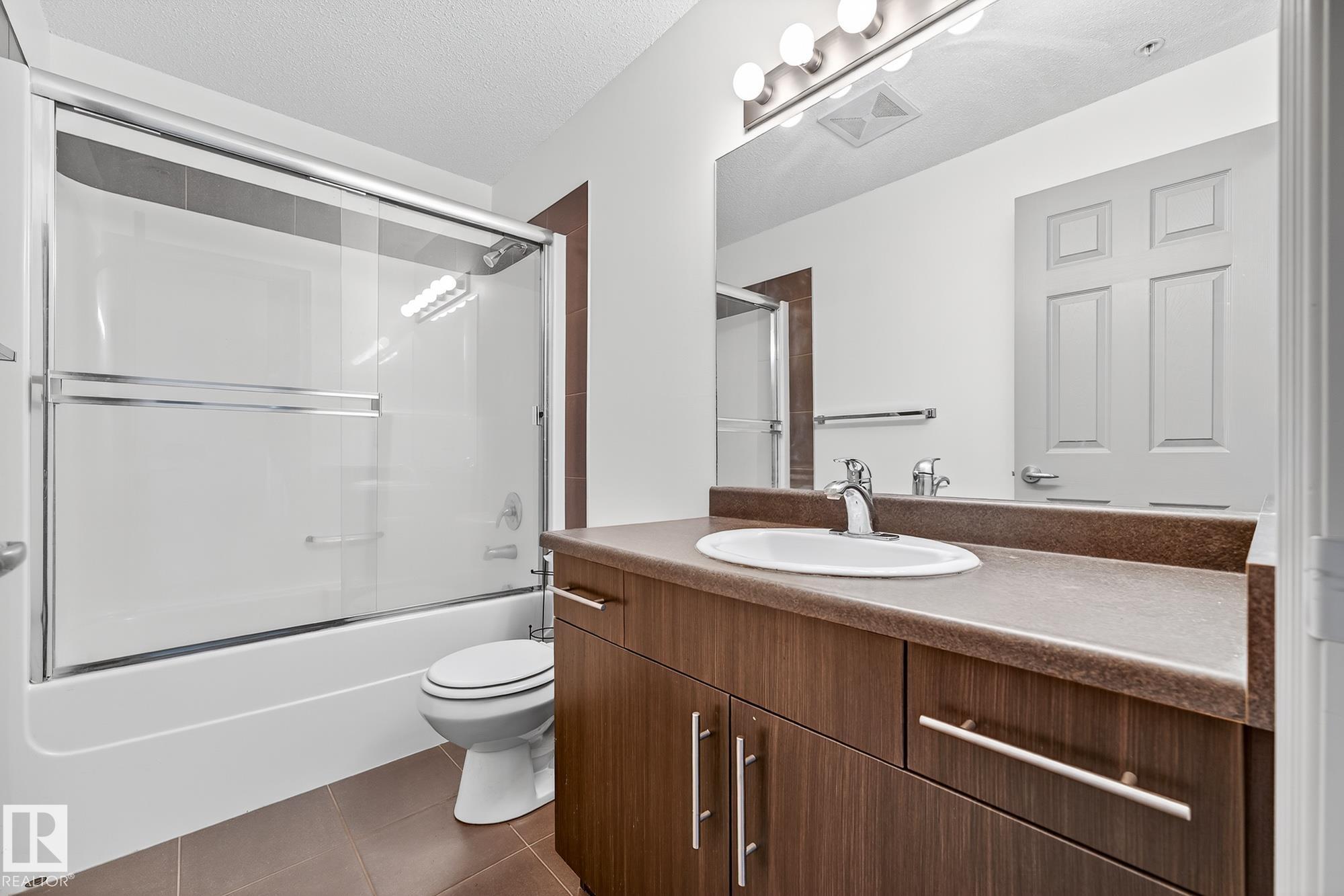 https://zimg.paragon.ice.com/ParagonImages/Property/PM/RAE/225400341/24/0/0/a6c51d5d8dafa72af01b3d3d3aaecccb/1/fc5a4359451d58cdc060131bf7e22e37/225400341-7c813f9a-2c57-478e-8f4d-d9f4abc33bf7.JPG