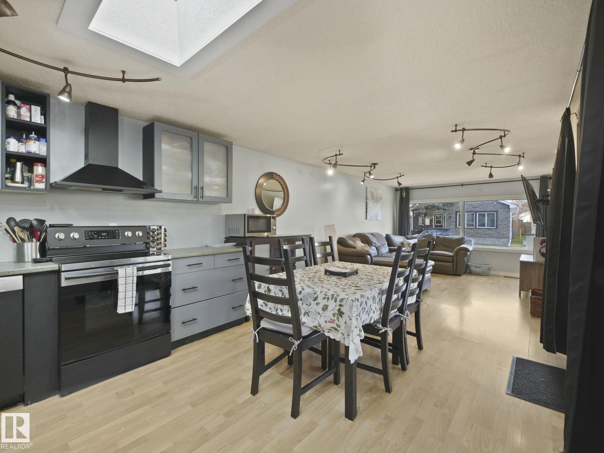 Picture for 429 Westview CL NW