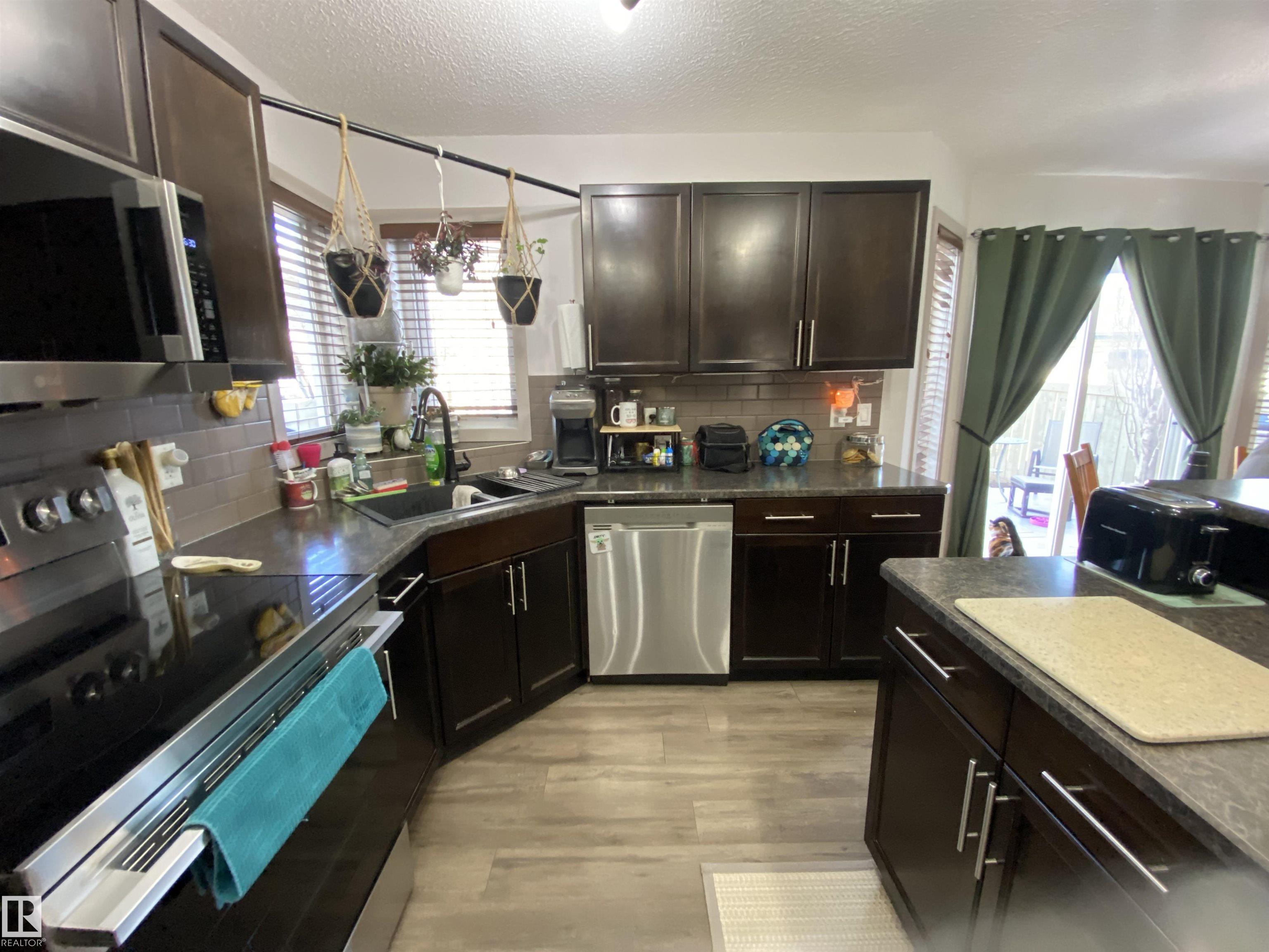 Photo 12 at 1151 37 Avenue NW, Tamarack, Edmonton
