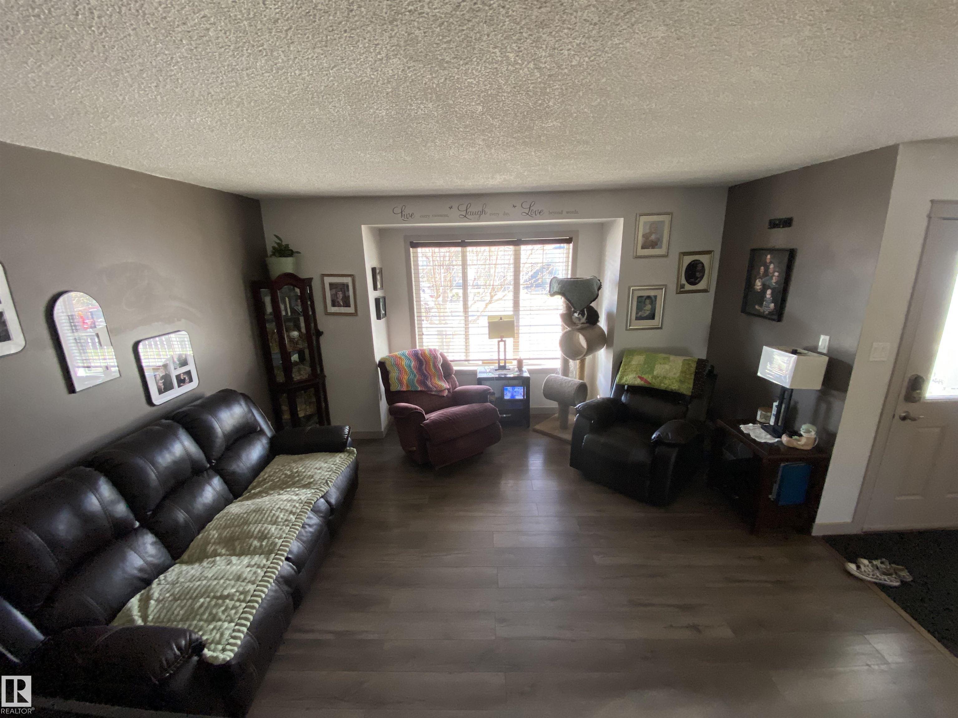 Photo 9 at 1151 37 Avenue NW, Tamarack, Edmonton