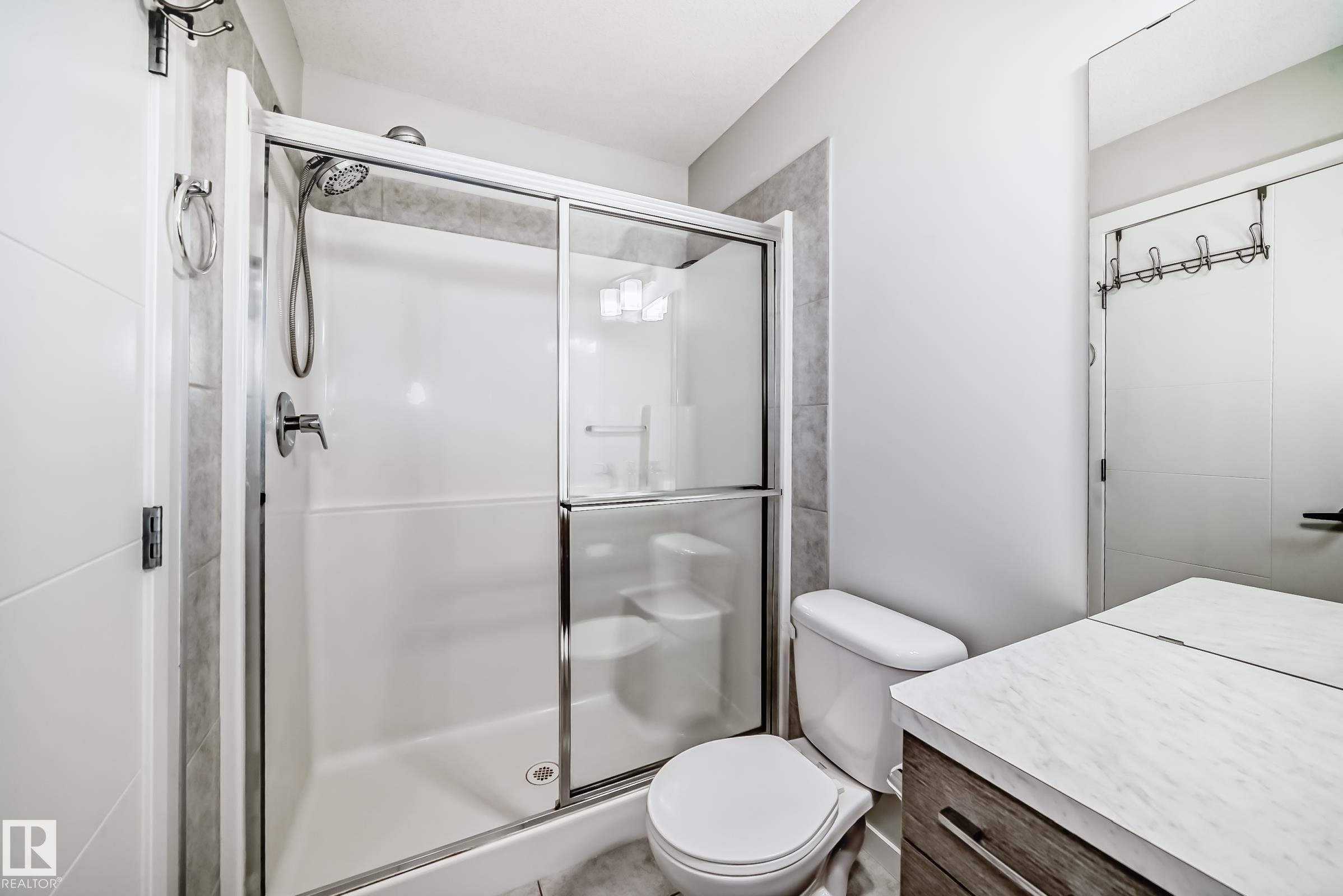 Photo 31 at 4404 6 Street NW, Maple Crest, Edmonton