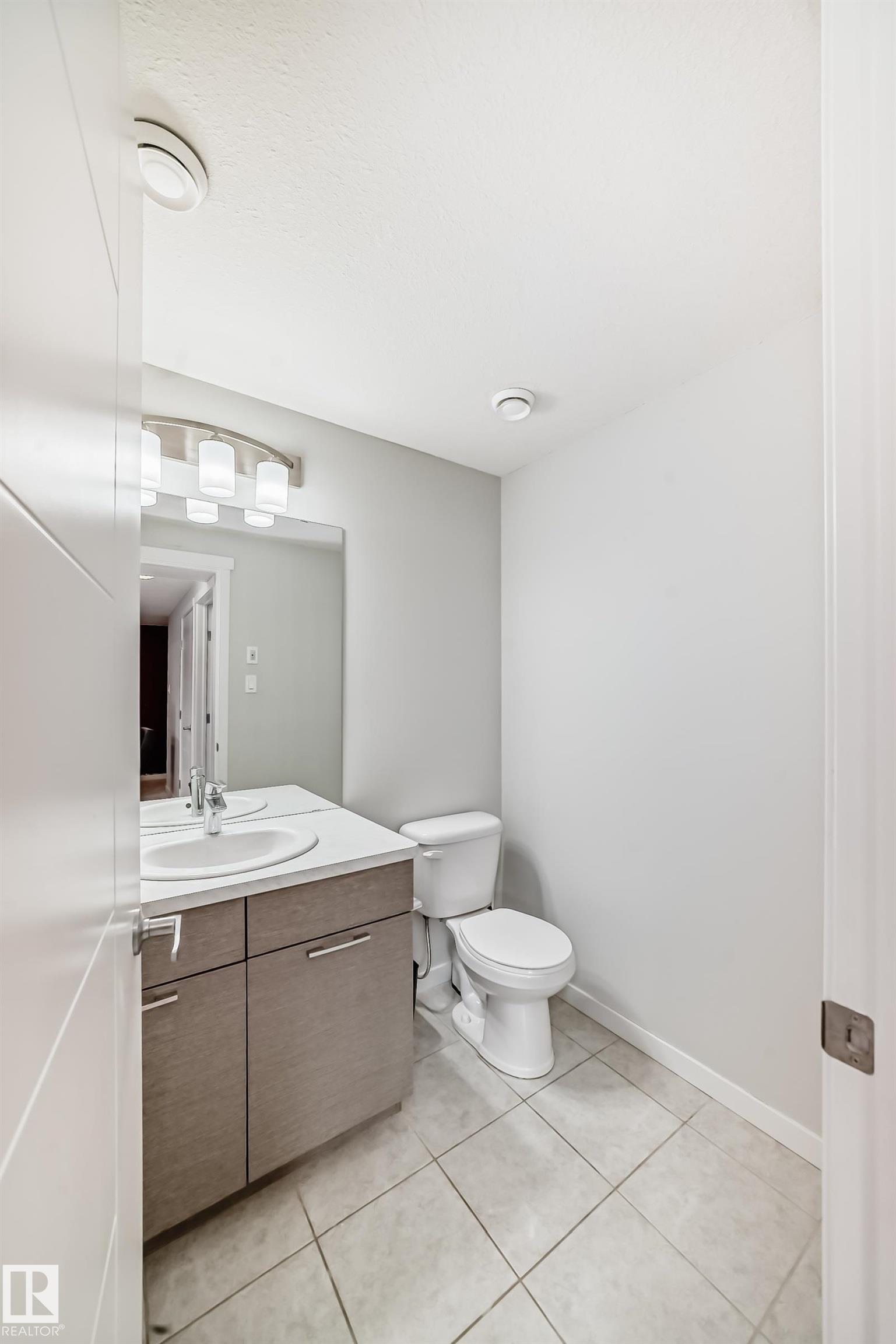 Photo 49 at 4404 6 Street NW, Maple Crest, Edmonton