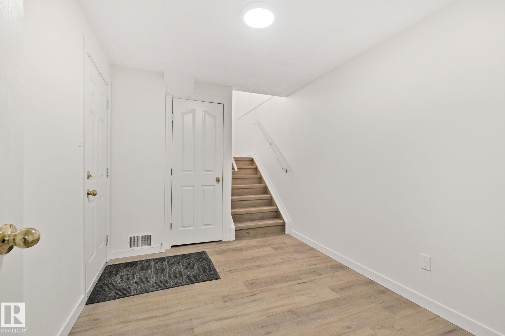 Photo 37 at 22 - 9703 174 Street NW, Terra Losa, Edmonton