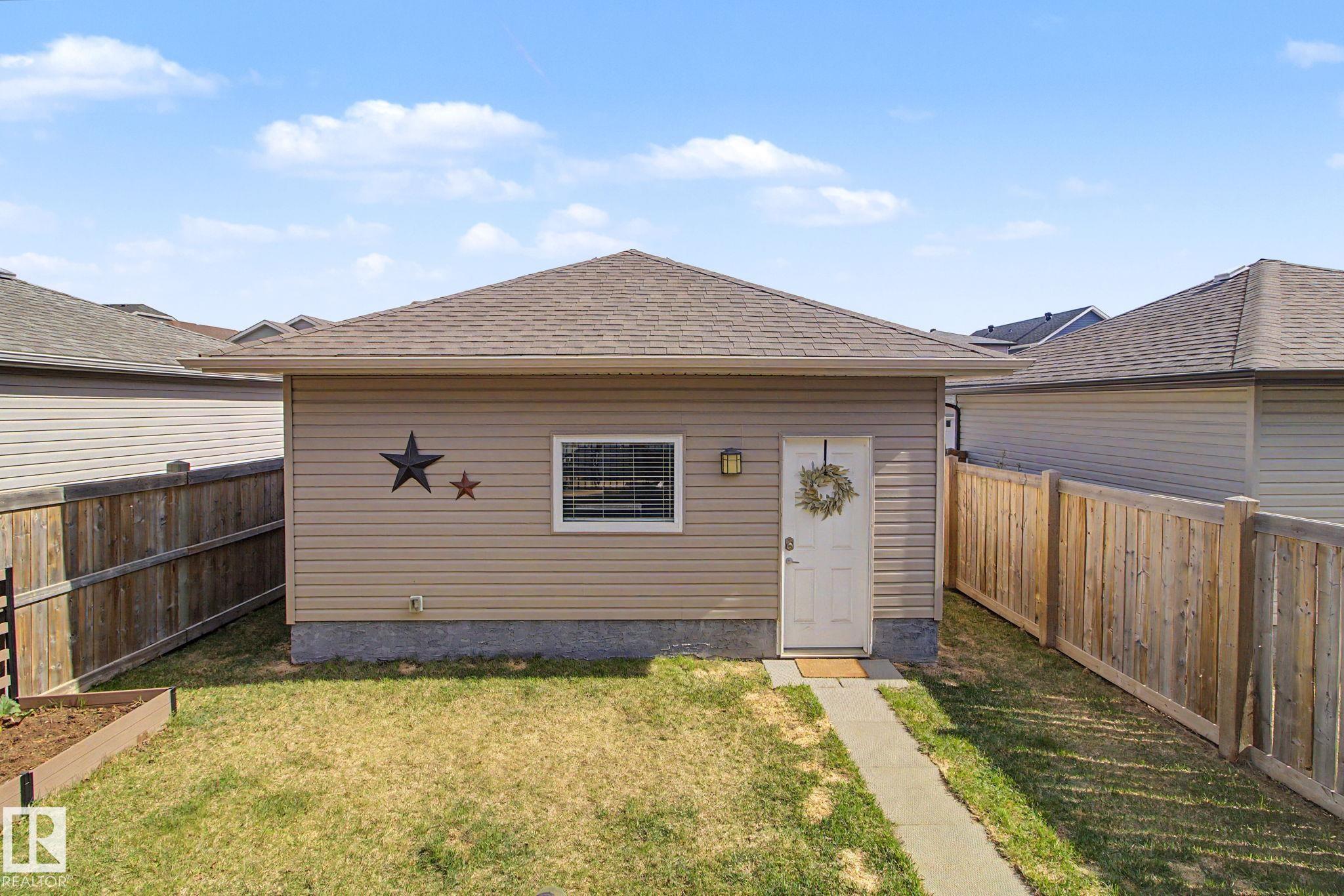 https://zimg.paragon.ice.com/ParagonImages/Property/PM/RAE/225400352/52/0/0/45e73fde43388e8b0cf7a2f3938f8240/1/b08e3e66e61eeaa197228e2a9c06a534/225400352-d822aa74-59bb-4655-a8b3-d56da8e13b8e.JPG