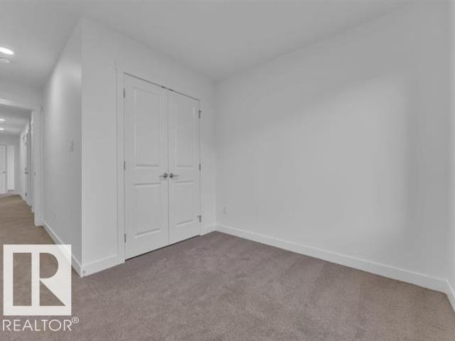 https://zimg.paragon.ice.com/ParagonImages/Property/PM/RAE/225400359/17/0/0/30211f6f126a02f4dae57394eb7b66c9/1/342a2c2c1b8bb31fae6acc665bd31b99/225400359-336466be-47e3-4cd8-8982-5b53c97550f1.JPG