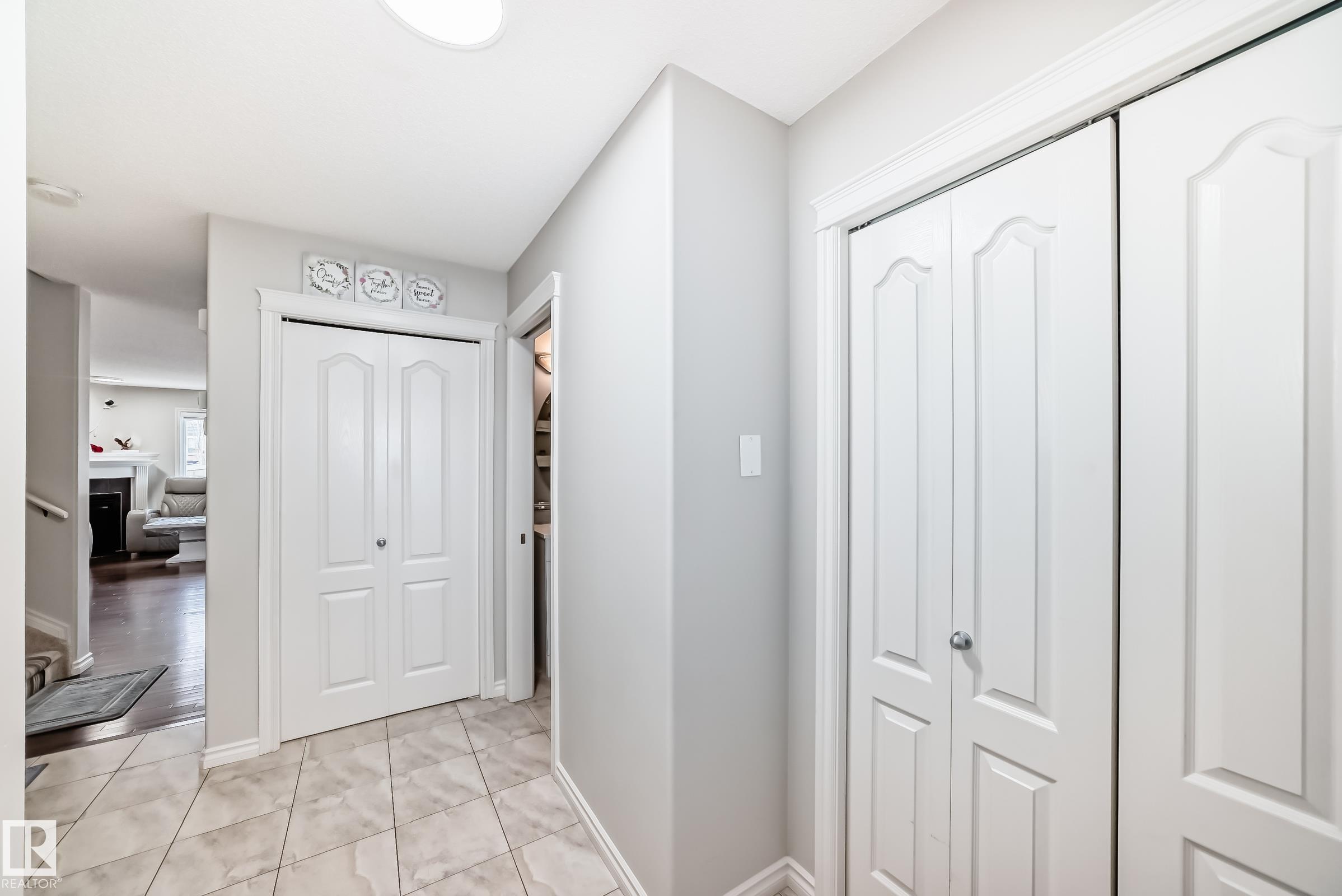 Picture for 6419 18 Ave SW SW