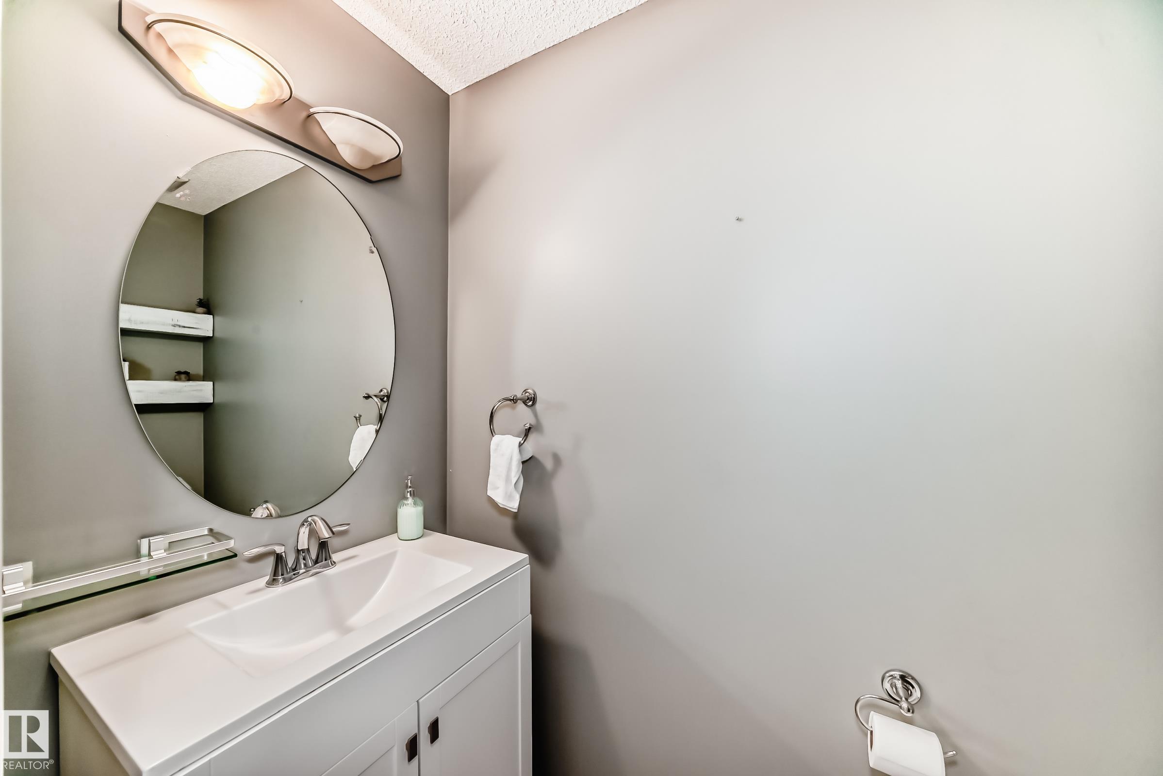 https://zimg.paragon.ice.com/ParagonImages/Property/PM/RAE/225400362/16/0/0/472237a1363b8942187328ede638f8d4/1/531c7773c3640b45a35a4d7233ad97ec/225400362-081461c1-4556-46d0-a4d4-5dd70f408f3c.JPG
