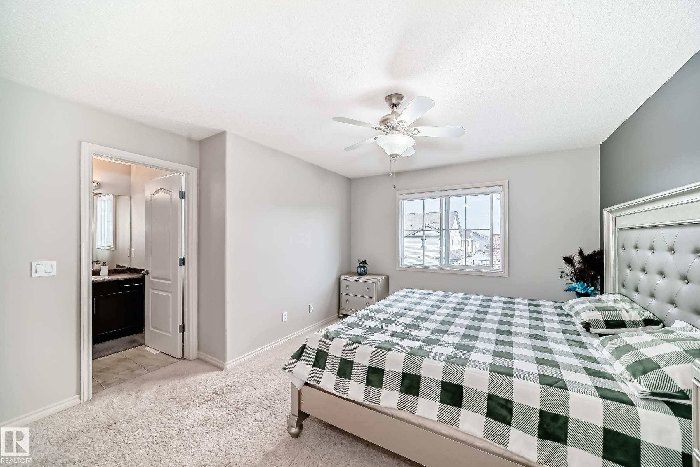 https://zimg.paragon.ice.com/ParagonImages/Property/PM/RAE/225400362/20/0/0/f9f06344b4a94b25582b2e60d44c839e/1/531c7773c3640b45a35a4d7233ad97ec/225400362-97e2a84b-269d-4b1a-a527-4e3254b01a66.JPG