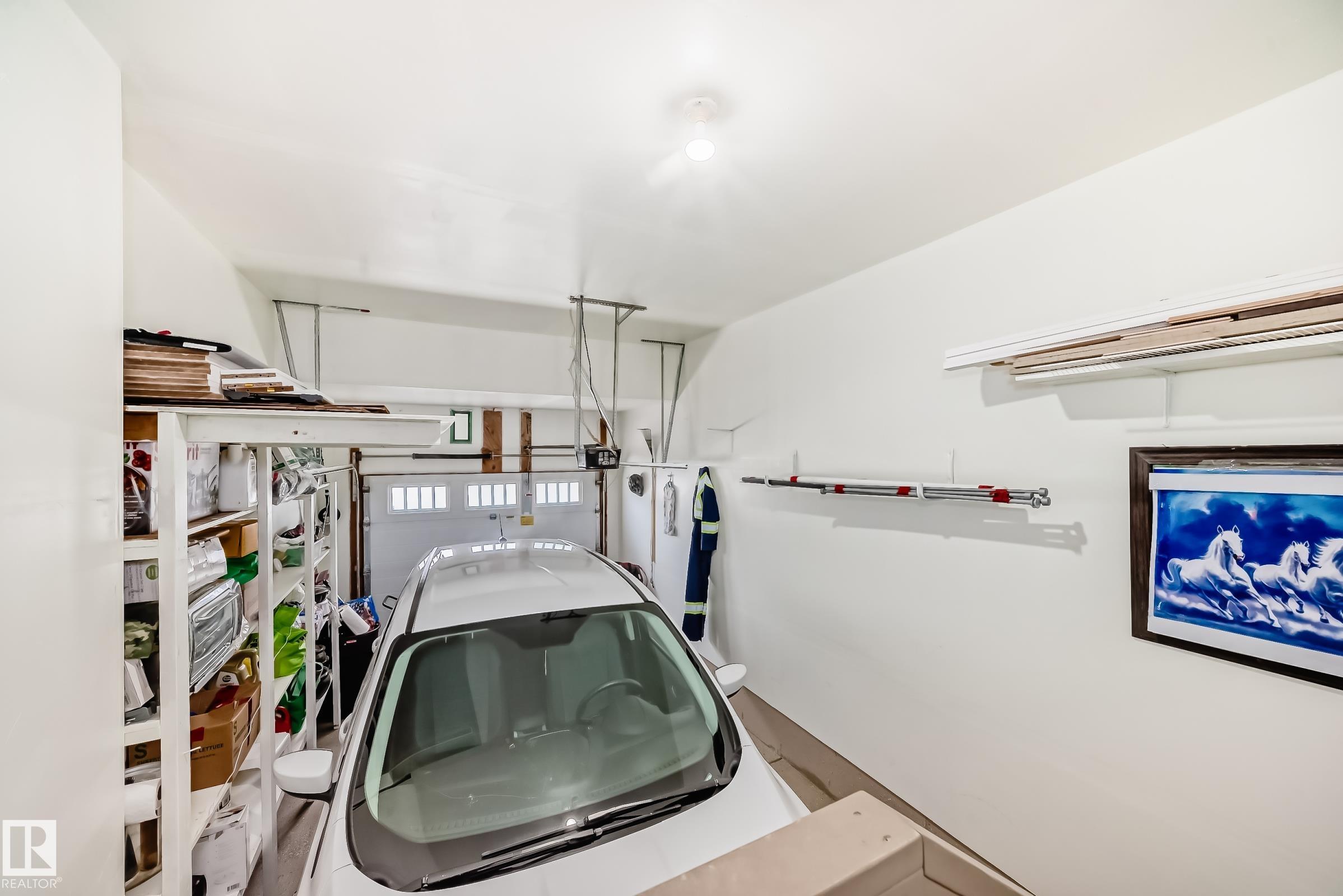 https://zimg.paragon.ice.com/ParagonImages/Property/PM/RAE/225400362/37/0/0/01a529b2c74284e534e993b6f79d614c/1/531c7773c3640b45a35a4d7233ad97ec/225400362-2aacd719-95a5-4183-9b00-3d7ecc719407.JPG