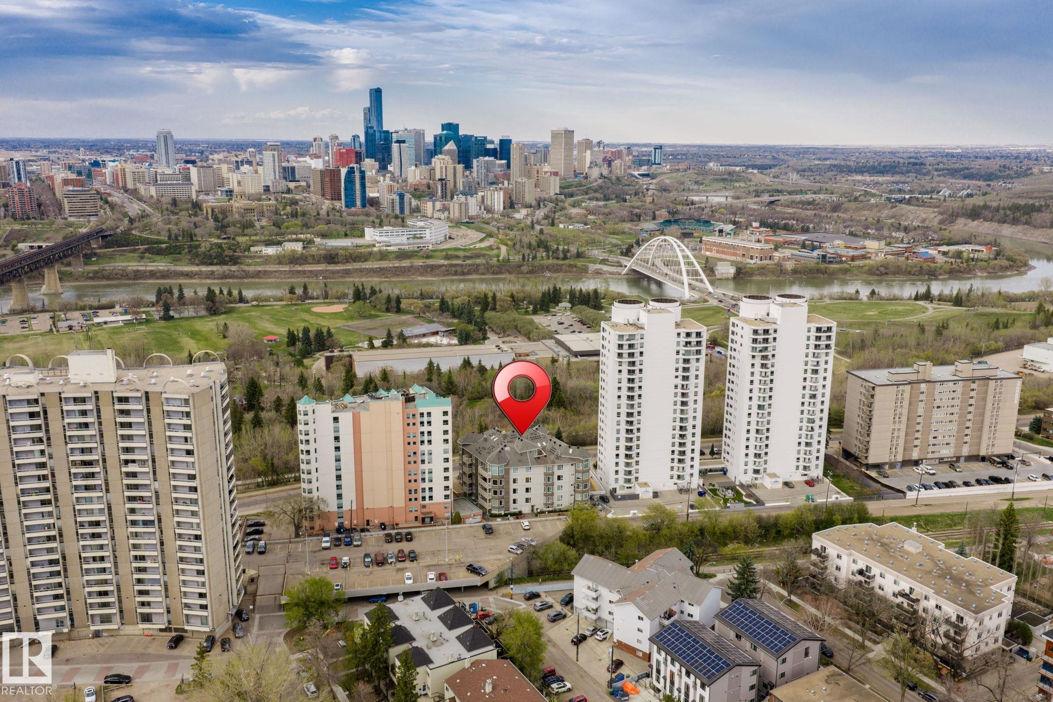 206 - 10809 Saskatchewan Drive NW, Garneau, Edmonton