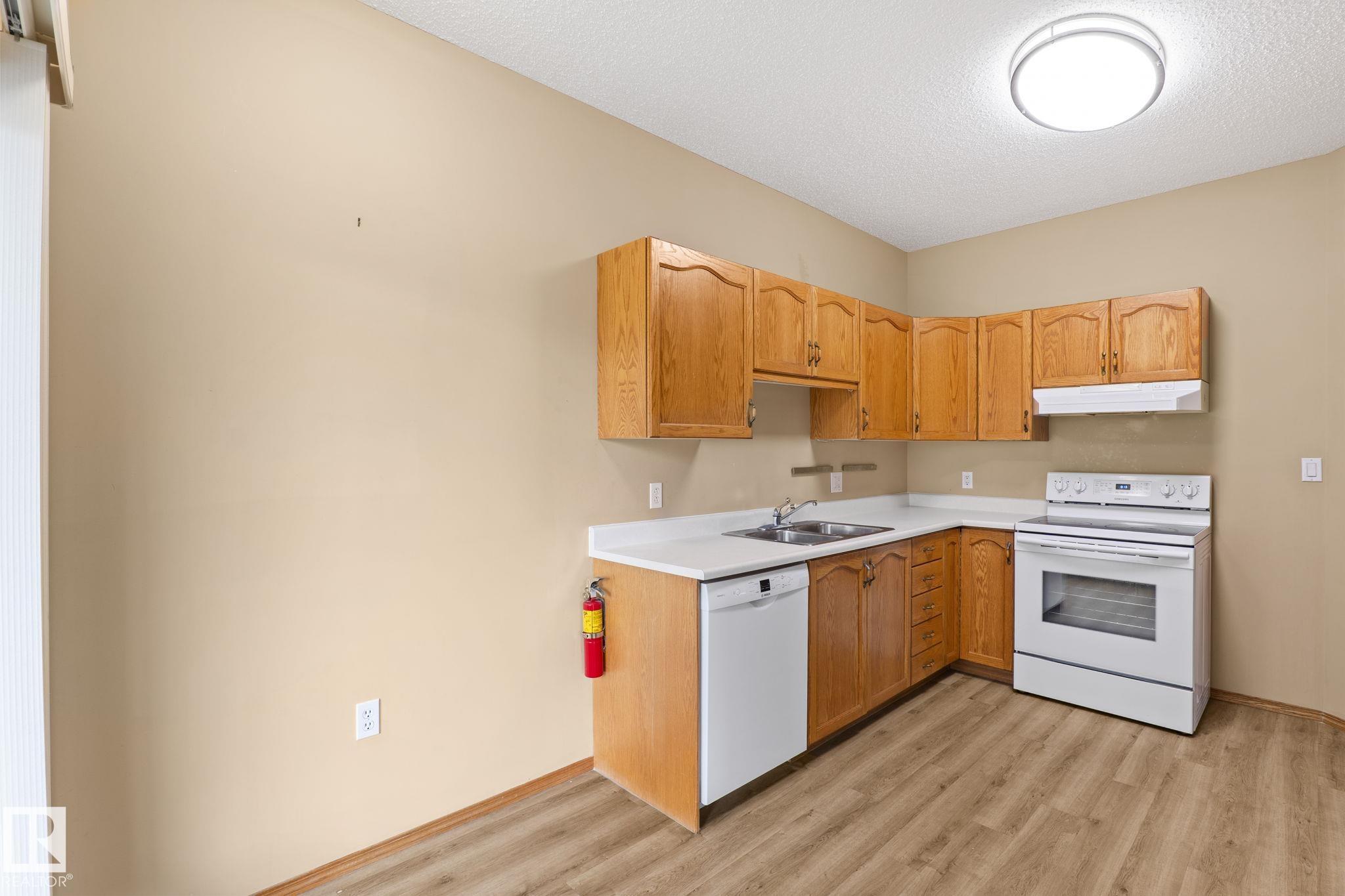 Photo 14 at 206 - 10809 Saskatchewan Drive NW, Garneau, Edmonton