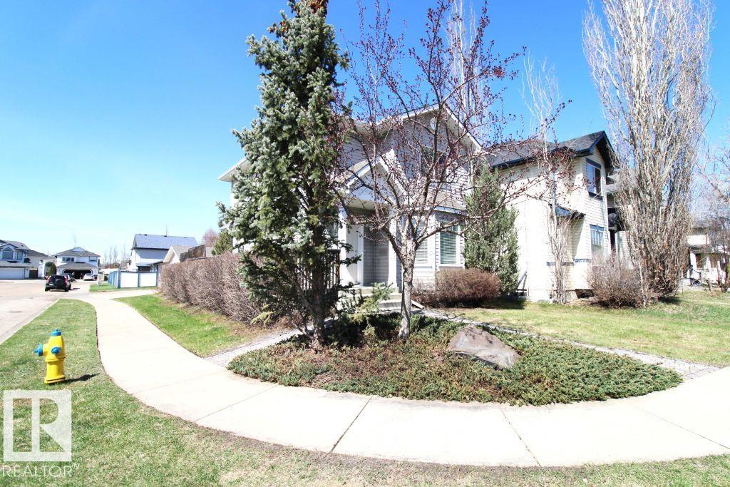 744 88 Street SW, Ellerslie, Edmonton