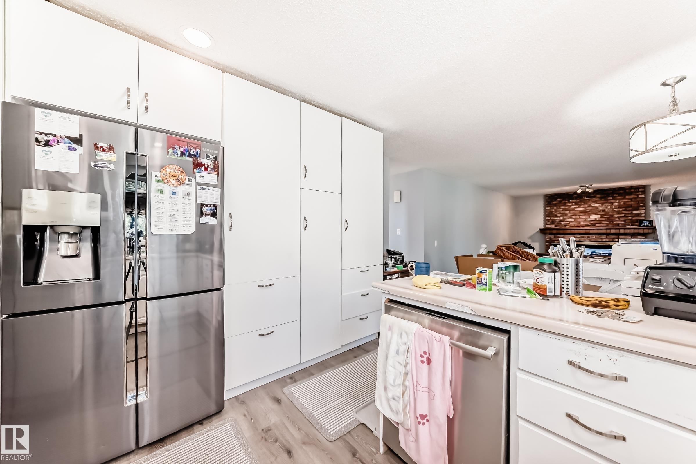 Photo 9 at 3923 149 Street NW, Rhatigan Ridge, Edmonton