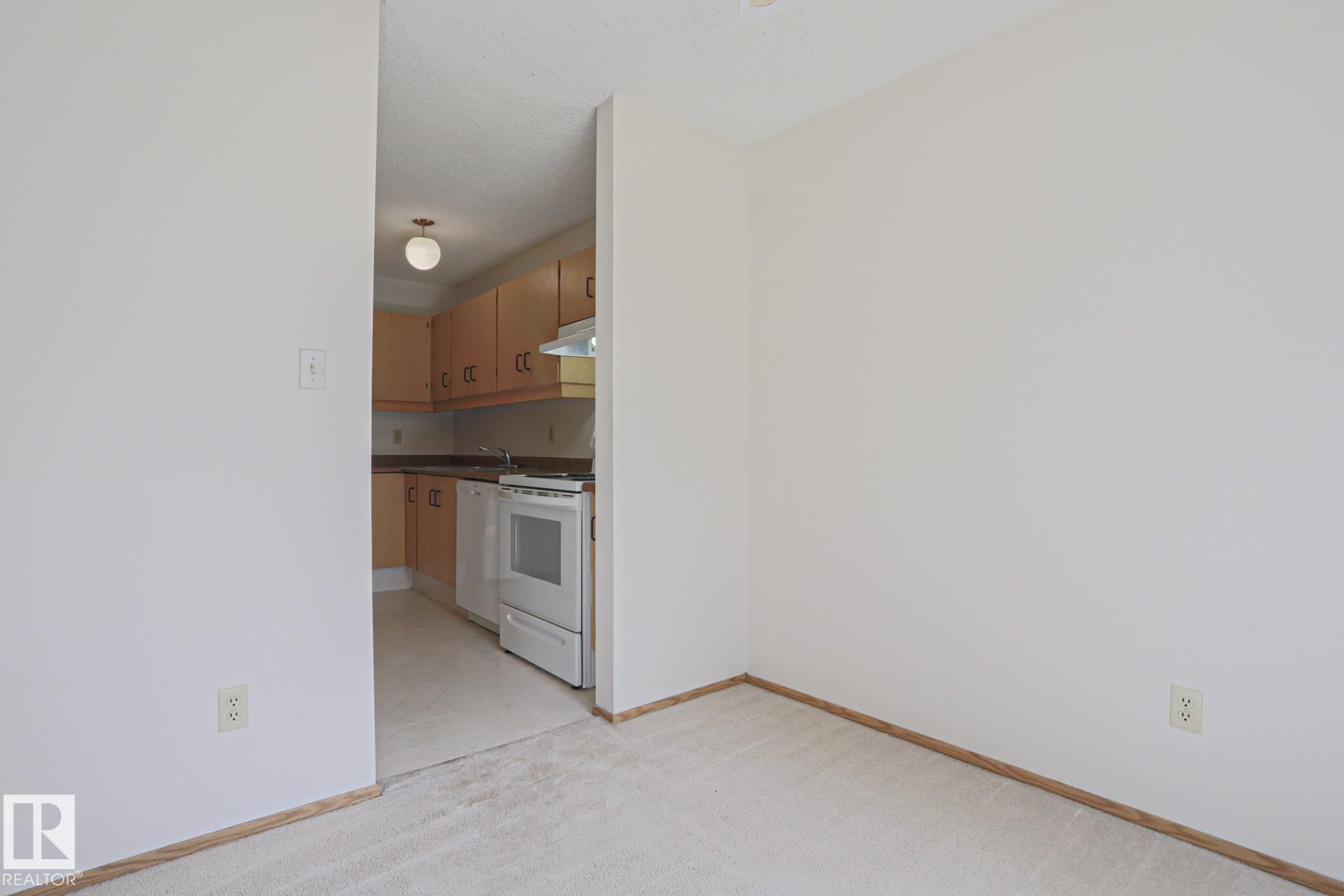 Photo 18 at 101 - 60 Alpine Place, Akinsdale, St. Albert