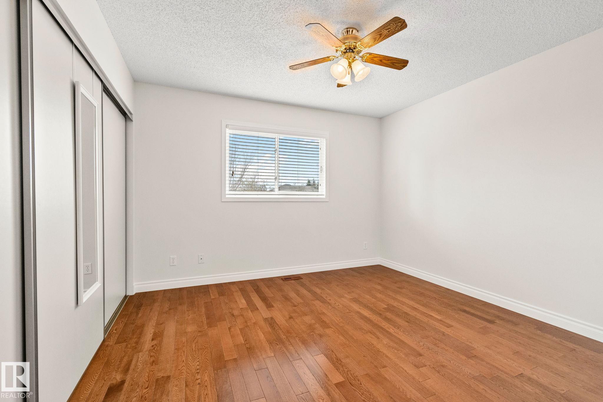 https://zimg.paragon.ice.com/ParagonImages/Property/PM/RAE/225400380/26/0/0/8fa8ec85b0b6bbdc21f66ea8d90ae9df/1/93b8f3788e3e9d25201954ca0e46d09c/225400380-f0a0db2b-0803-4d2d-b6da-37238fb80666.JPG