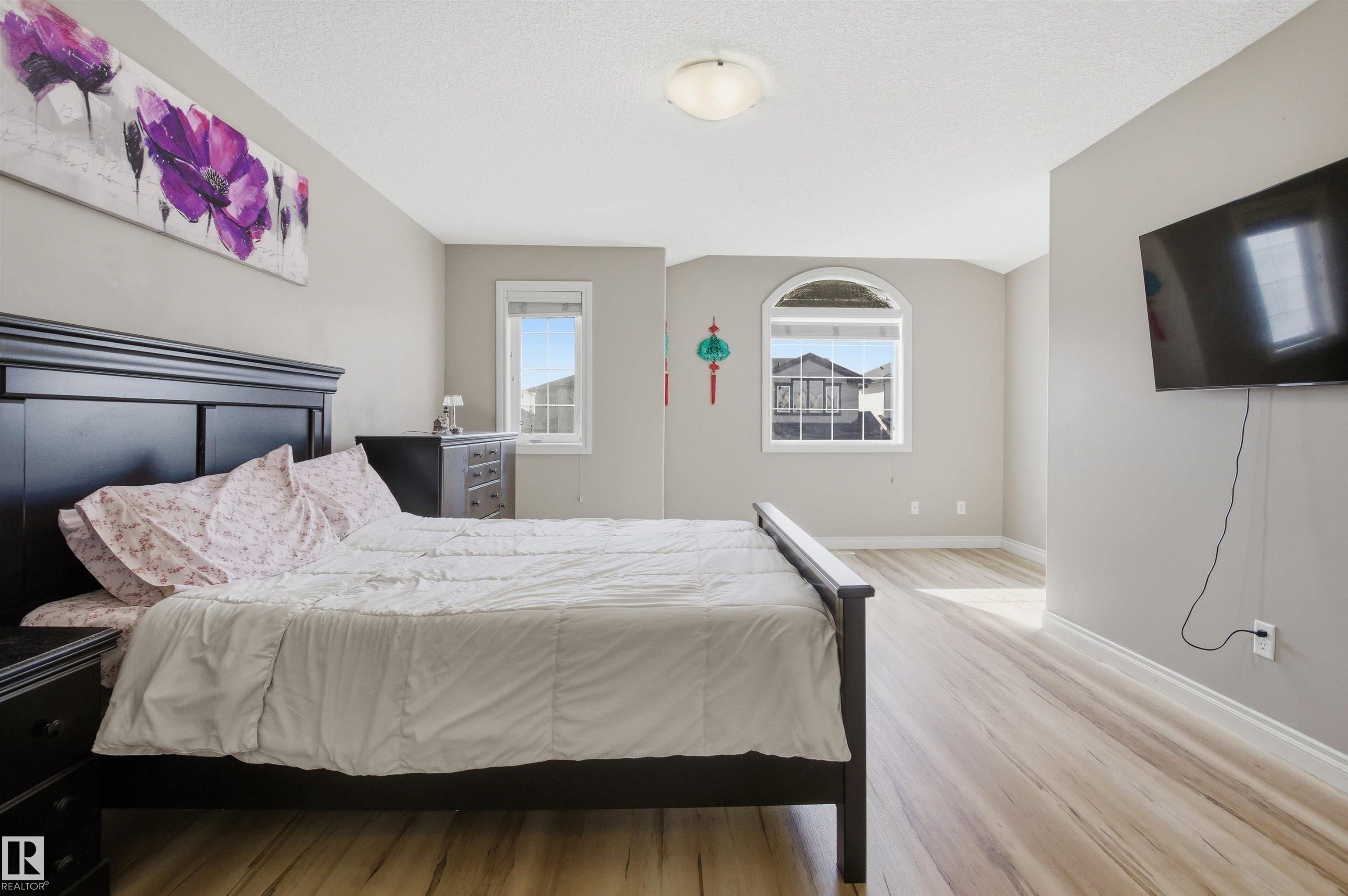 https://zimg.paragon.ice.com/ParagonImages/Property/PM/RAE/225400381/20/0/0/331ab5197d43870e9db840f3cb525171/1/b10a658d155f01b679f1312922cd9409/225400381-042072d6-4a23-482e-aa45-183c27751a39.JPG