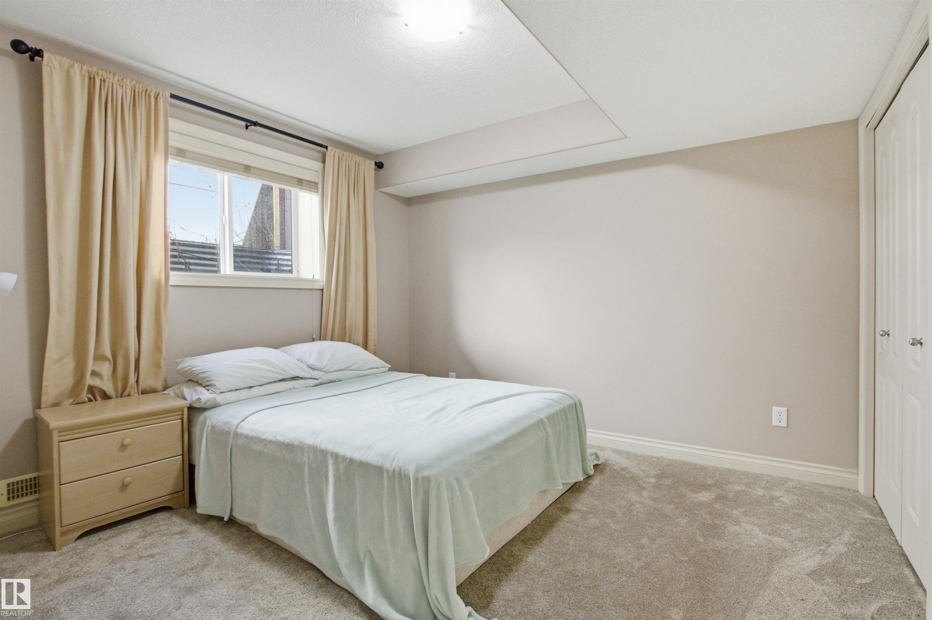 https://zimg.paragon.ice.com/ParagonImages/Property/PM/RAE/225400381/29/0/0/003b2331ba03a1578dc622d211d0137a/1/b10a658d155f01b679f1312922cd9409/225400381-27694b15-746c-47c7-aaa2-e395b1f5d13d.JPG