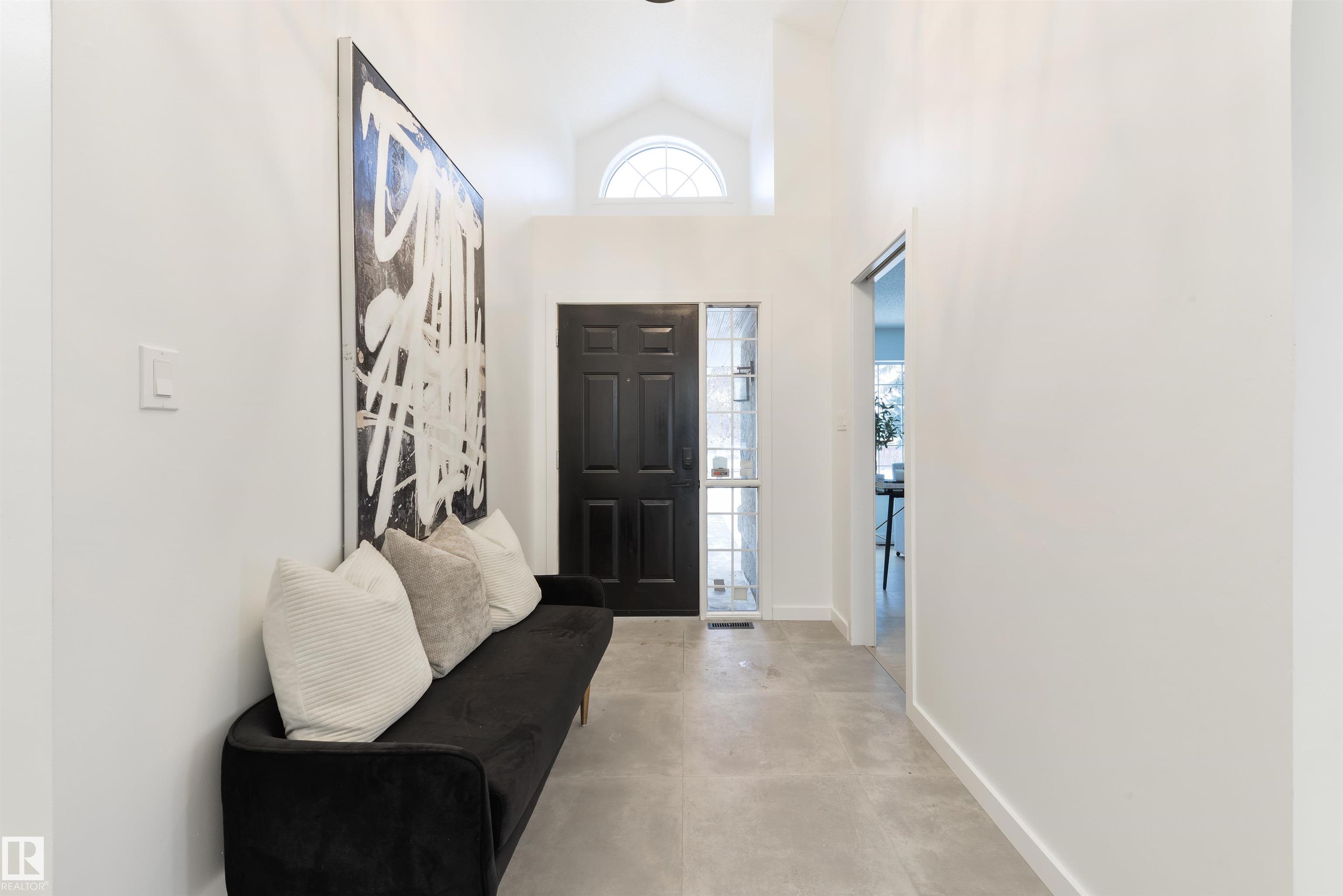 Picture for 129 IRONWOOD PL NW