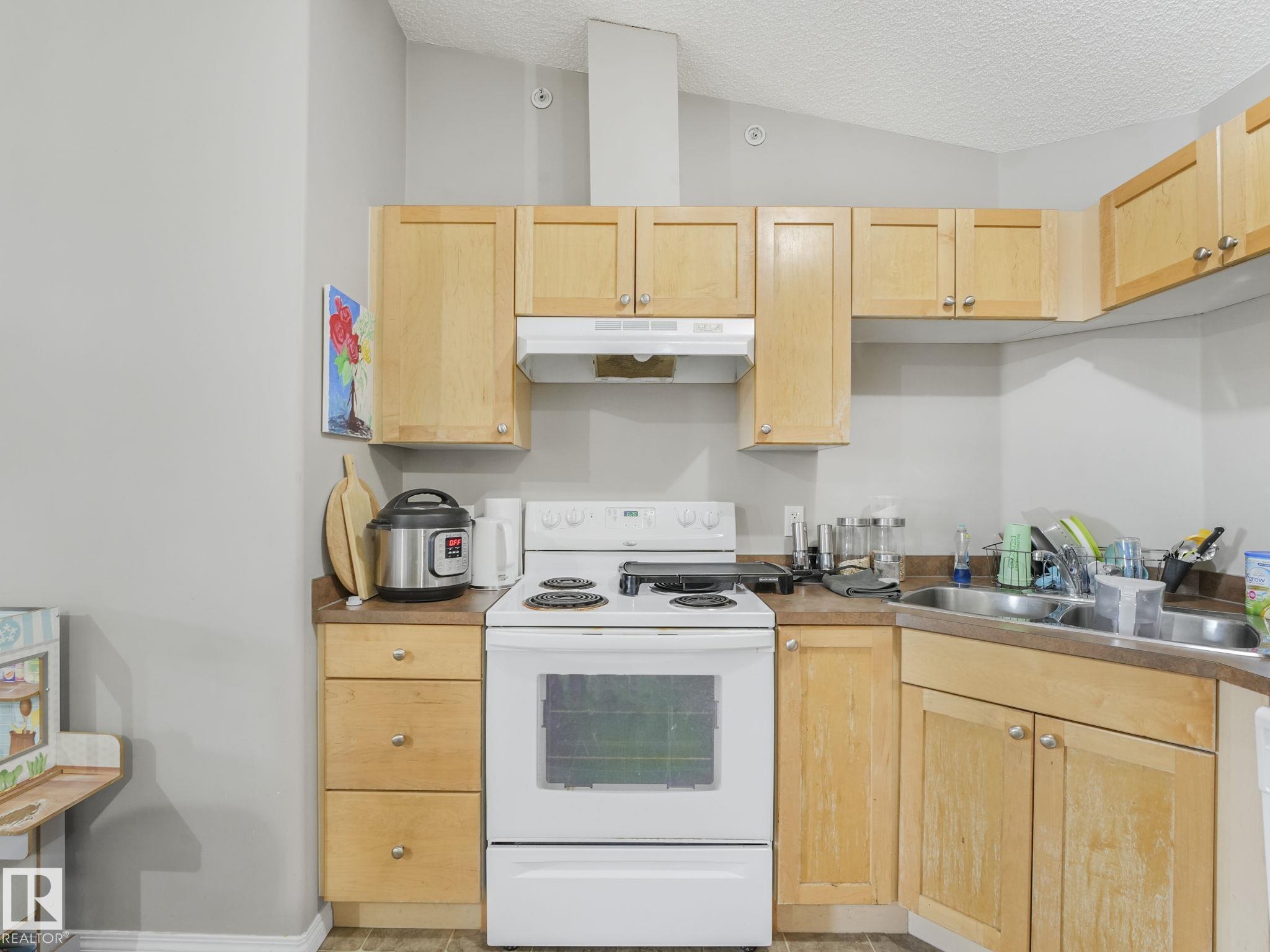 Photo 11 at 1437 - 9363 Simpson Drive NW, South Terwillegar, Edmonton