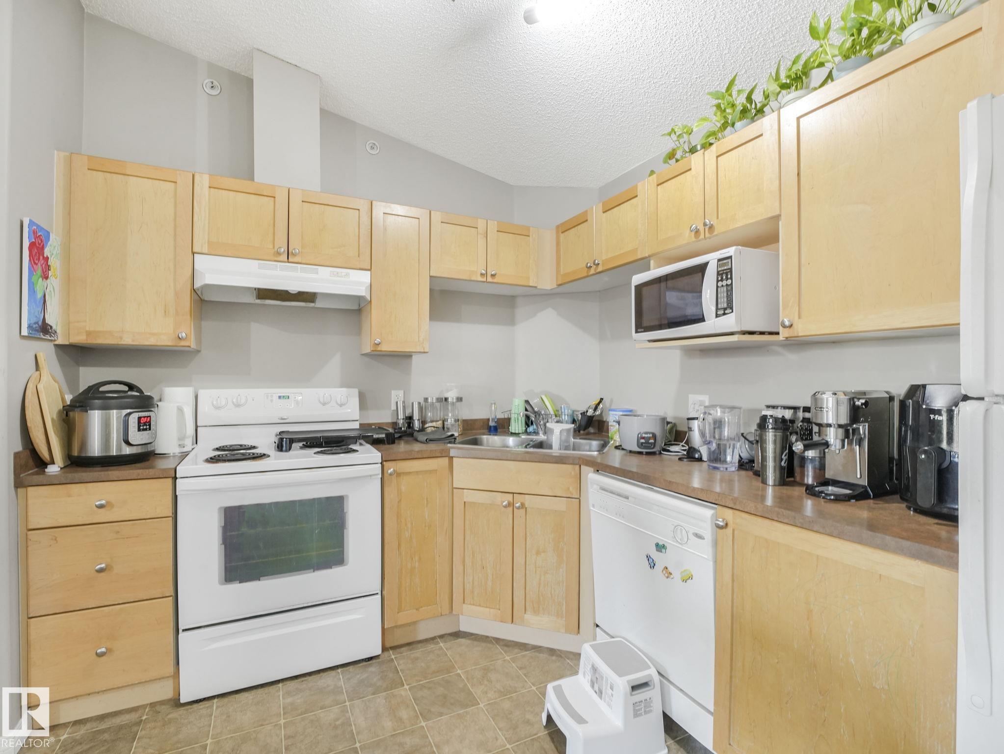 Photo 12 at 1437 - 9363 Simpson Drive NW, South Terwillegar, Edmonton