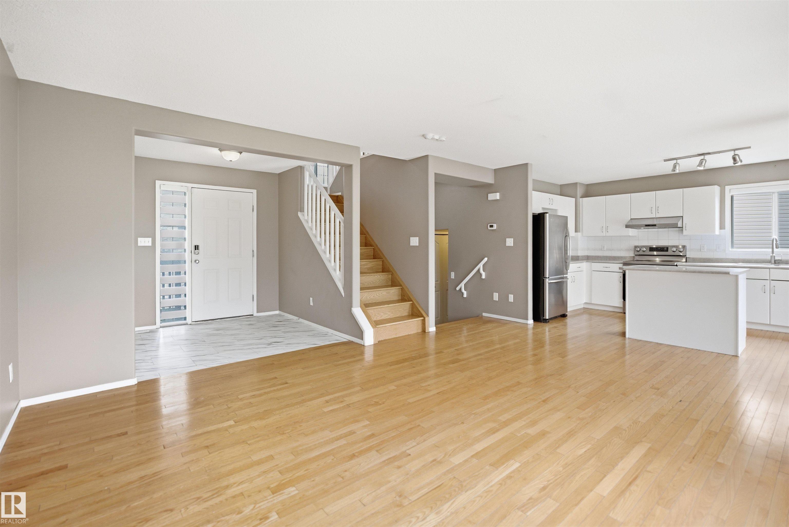 Photo 10 at 2610 -  33a Street NW, Silver Berry, Edmonton