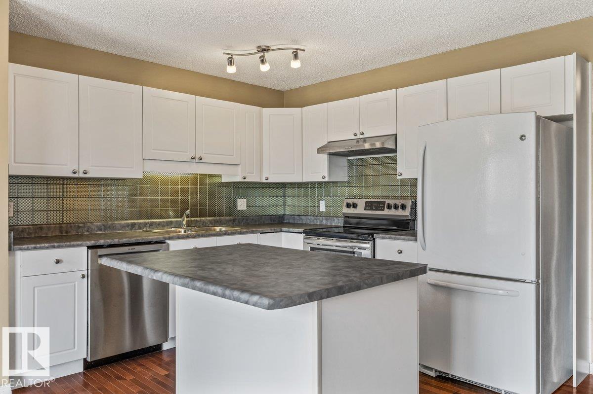Picture for 12148 16 AV SW