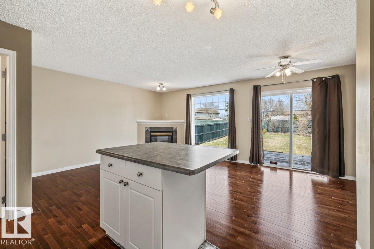 Picture for 12148 16 AV SW