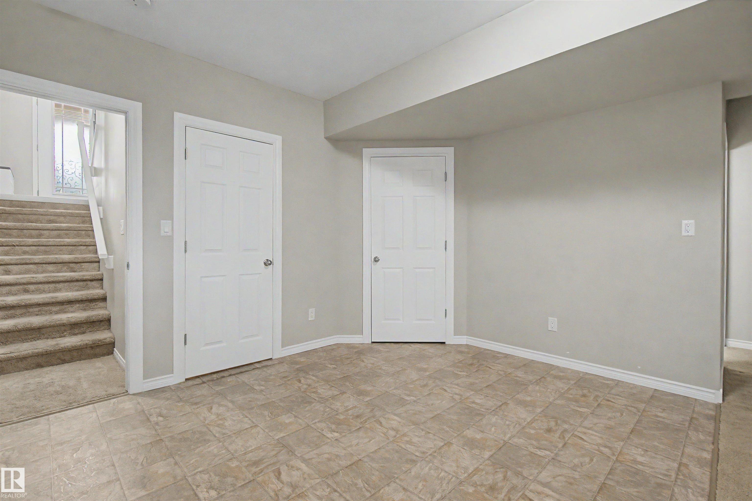 https://zimg.paragon.ice.com/ParagonImages/Property/PM/RAE/225400390/40/0/0/6bbbd57d0d28aded87fcc0a037243175/1/45397f42f7547e0ad0cfebeac3f88e66/225400390-21d6cc3b-6aa7-4b50-ac08-aee948951ac9.JPG