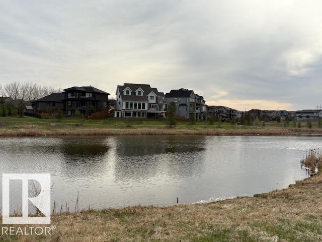 https://zimg.paragon.ice.com/ParagonImages/Property/PM/RAE/225400392/5/0/0/82a8a6b7a20cb8c1d16ab12861d512ed/1/cd794aef3850ded6b09c5c56a14050c4/225400392-bae023b1-af54-4d0f-b560-01a0cc53adb9.JPG
