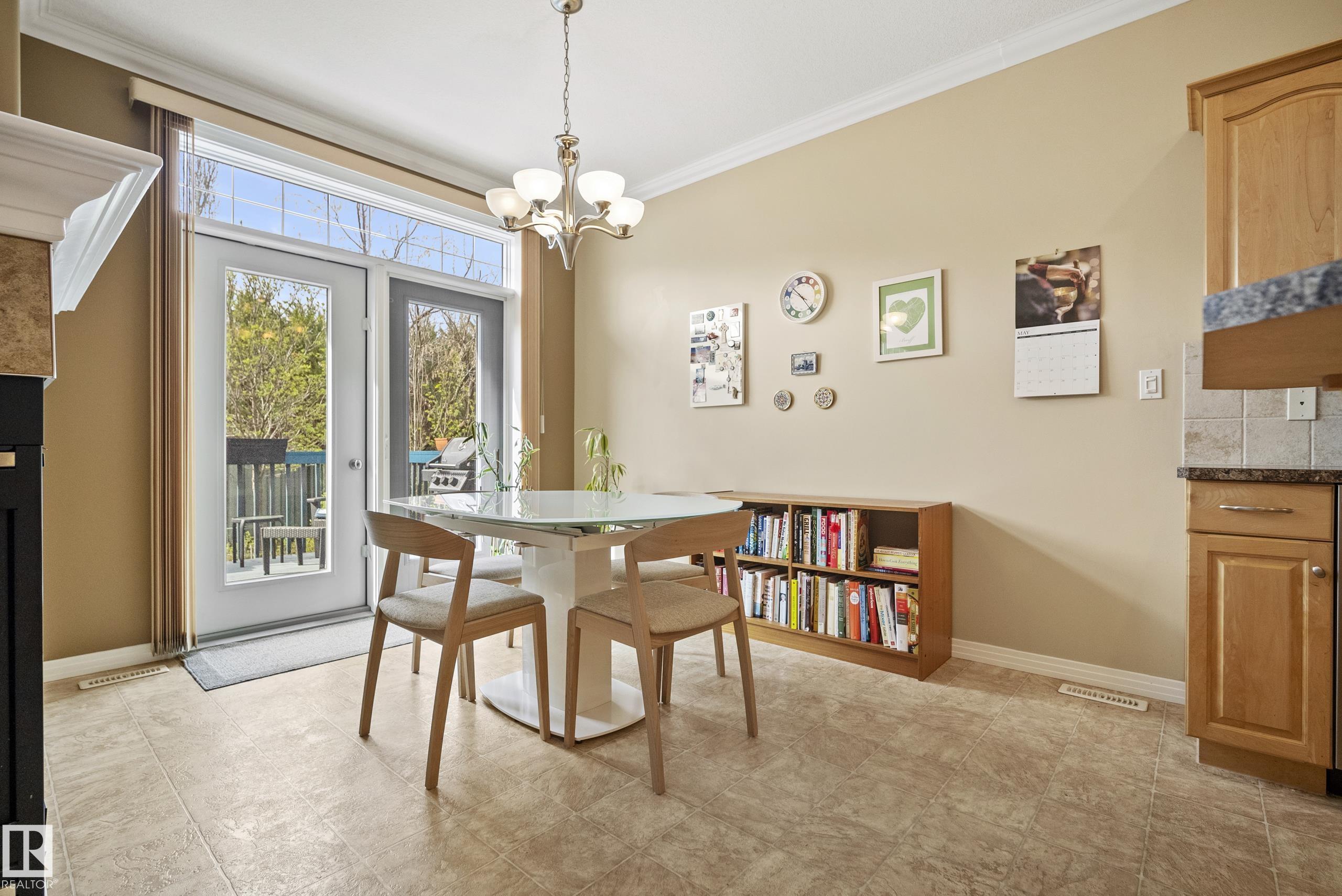 https://zimg.paragon.ice.com/ParagonImages/Property/PM/RAE/225400393/14/0/0/9f5eb31b88fb1d831a7383664b3f1774/1/af712a395f329c59d0e39f203cced82d/225400393-fc3e115f-d087-4652-b4b7-08043d57526a.JPG