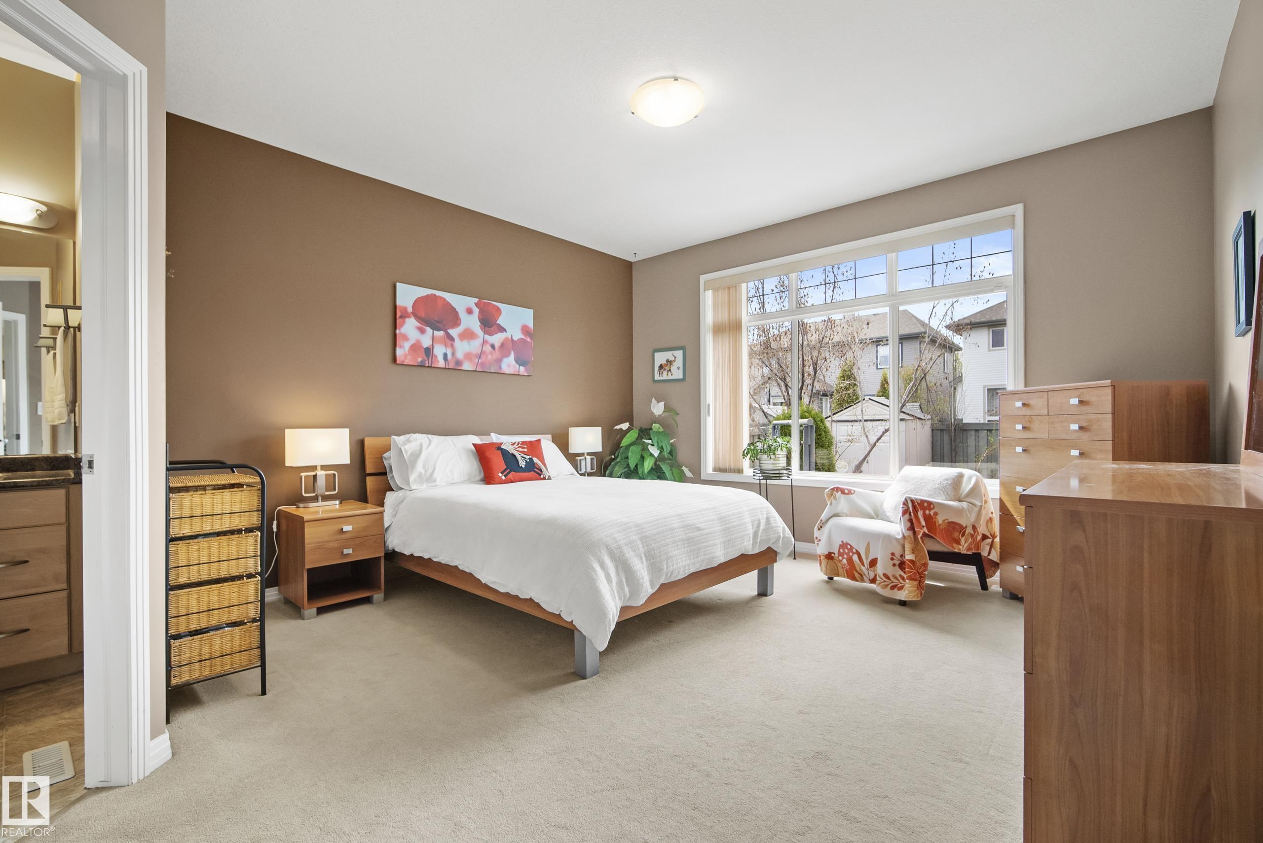 https://zimg.paragon.ice.com/ParagonImages/Property/PM/RAE/225400393/20/0/0/b46092d507bd912e0966864314964855/1/af712a395f329c59d0e39f203cced82d/225400393-0455ba1c-b195-4a9f-b508-5261d69b2f0f.JPG