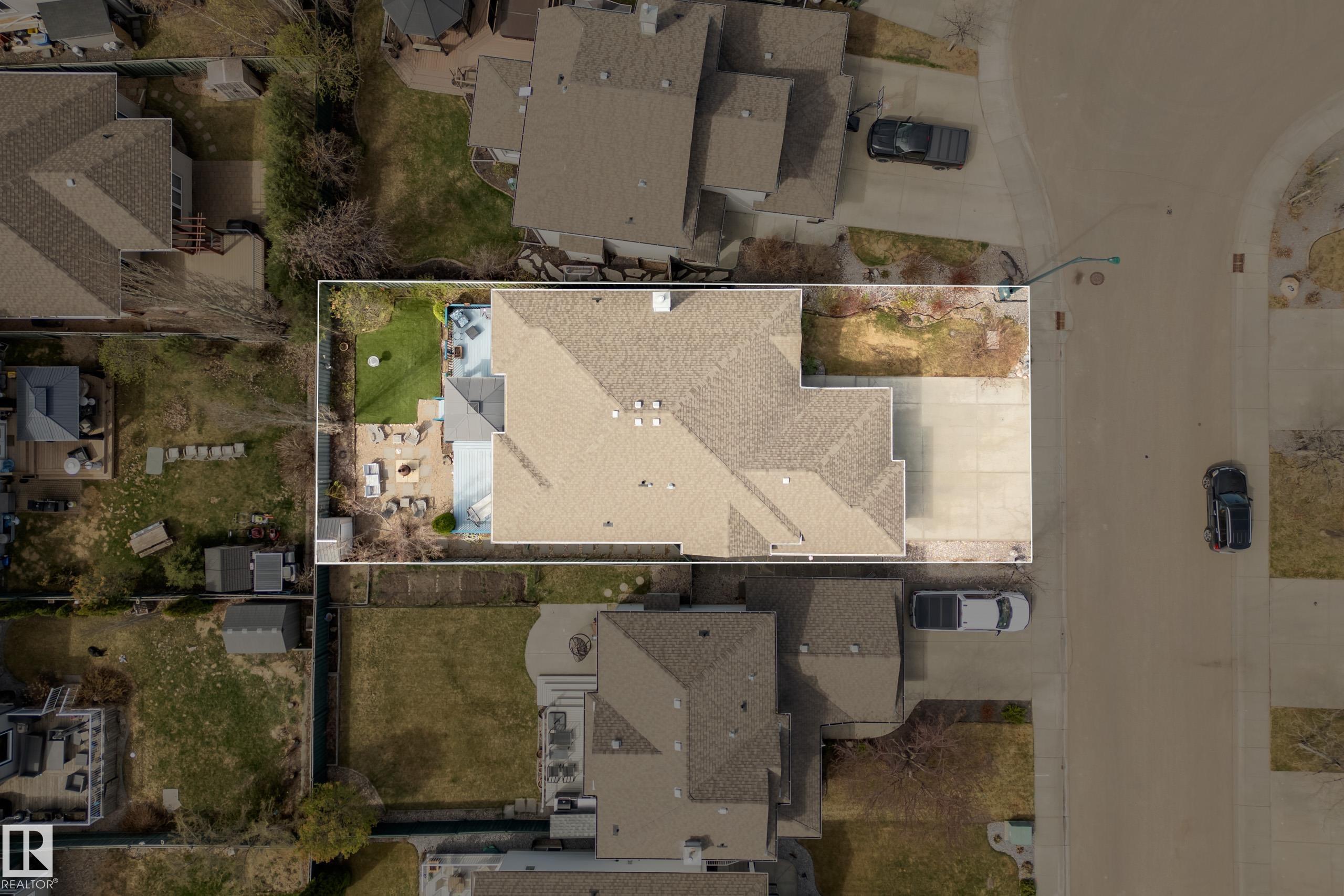 https://zimg.paragon.ice.com/ParagonImages/Property/PM/RAE/225400393/48/0/0/32fbe50273d08b0ee168850c7a12c089/1/af712a395f329c59d0e39f203cced82d/225400393-60e2e617-f794-41f8-b355-2de0526b7756.JPG