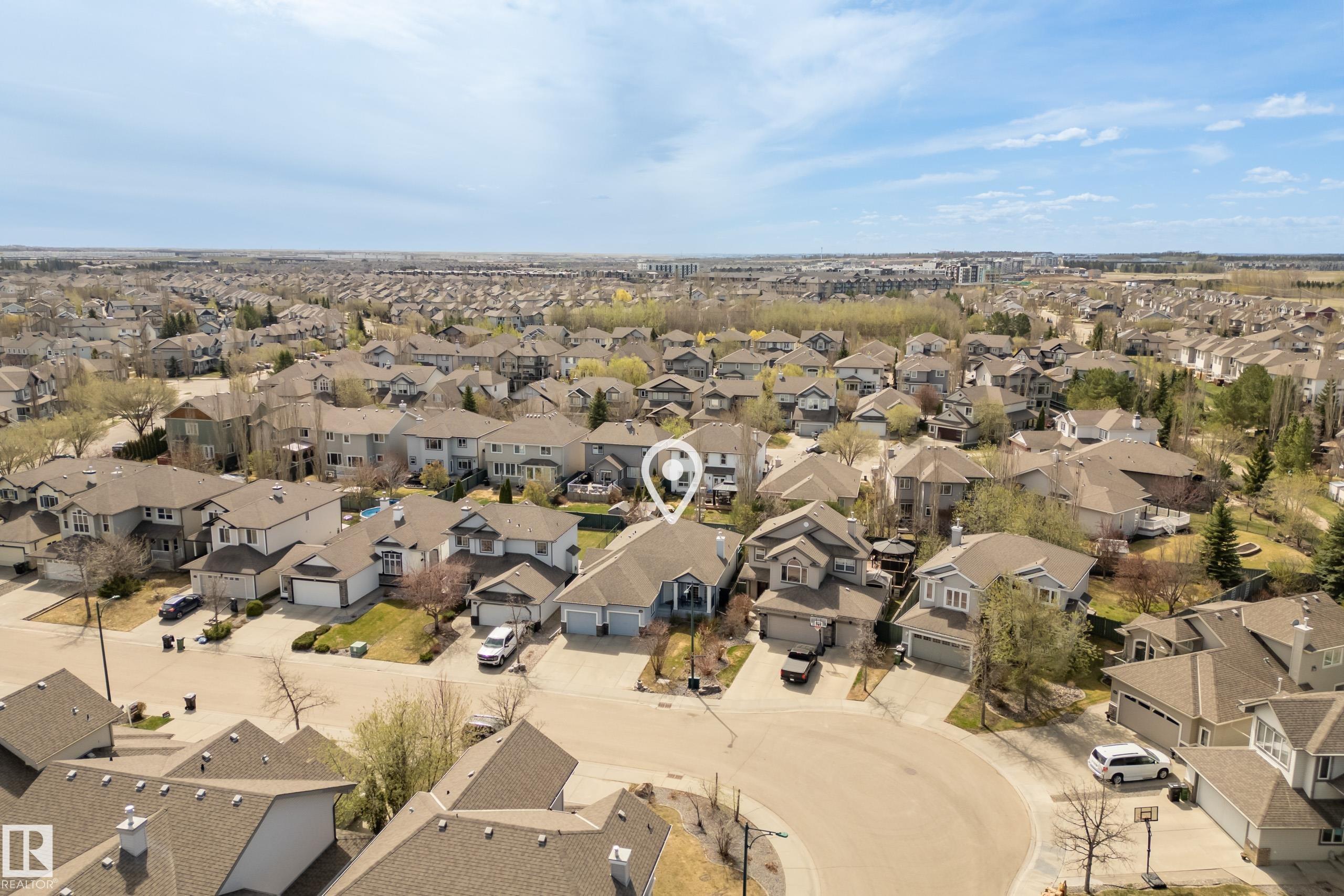 https://zimg.paragon.ice.com/ParagonImages/Property/PM/RAE/225400393/49/0/0/40b74cd92cb89d48836d60b02bb25dc9/1/af712a395f329c59d0e39f203cced82d/225400393-0bcf4e21-82d5-4961-89d3-c8686a81da09.JPG