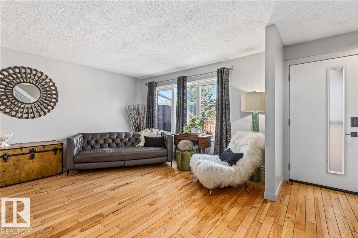 Picture for 14222 91 AV NW