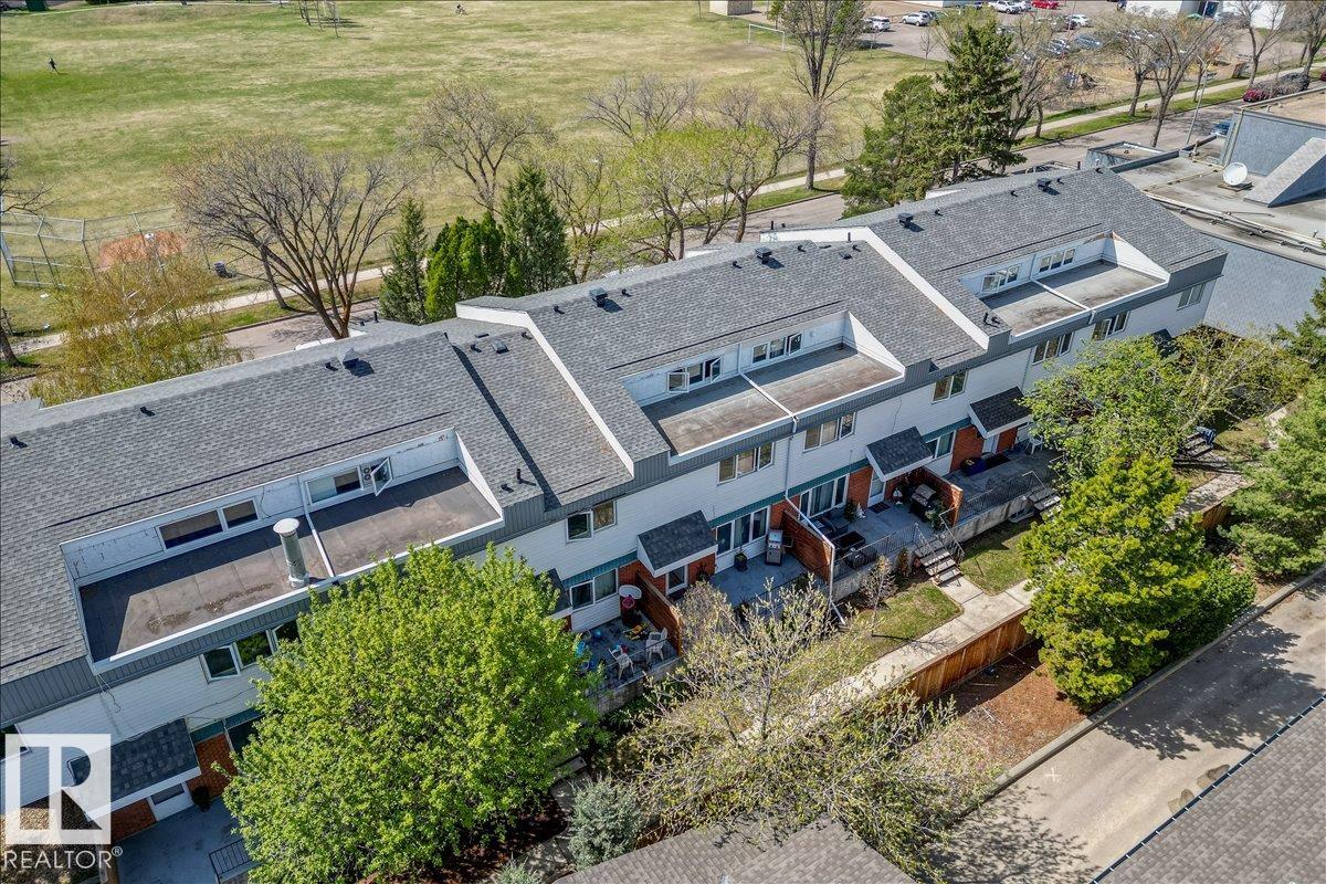 https://zimg.paragon.ice.com/ParagonImages/Property/PM/RAE/225400398/32/0/0/ac2de0674590458c71815de8ede7d0fb/1/0f79c5b944159efa5de1783ac4b54d19/225400398-1d30b794-860e-4cc6-a3bd-ddff951f1c09.JPG