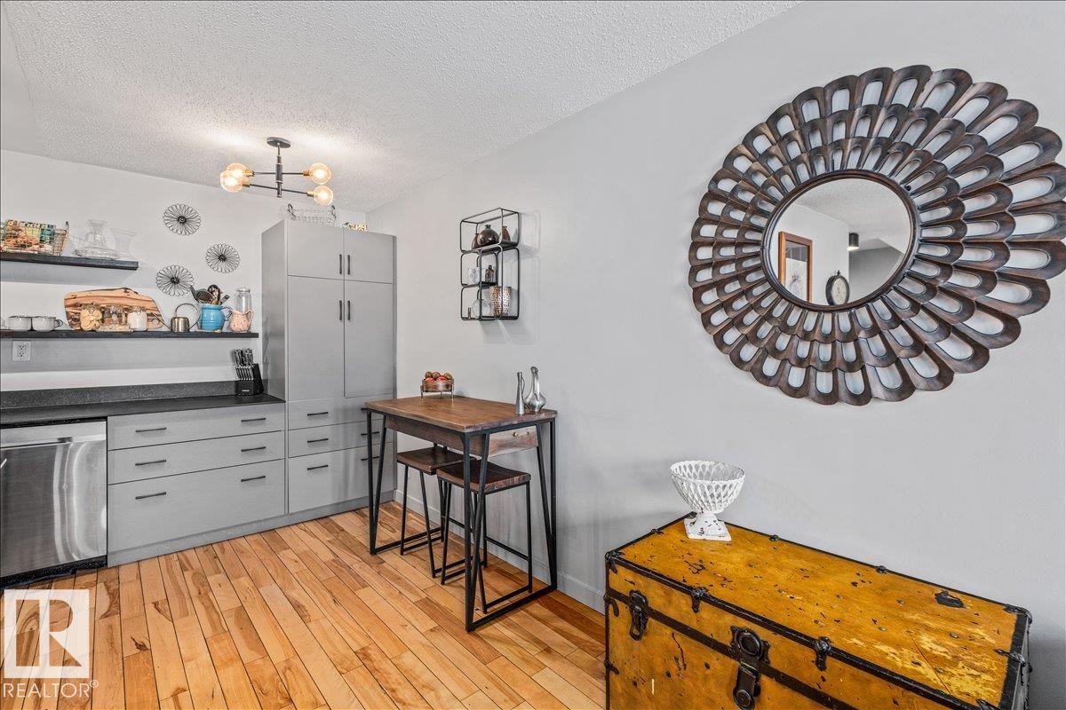 Picture for 14222 91 AV NW