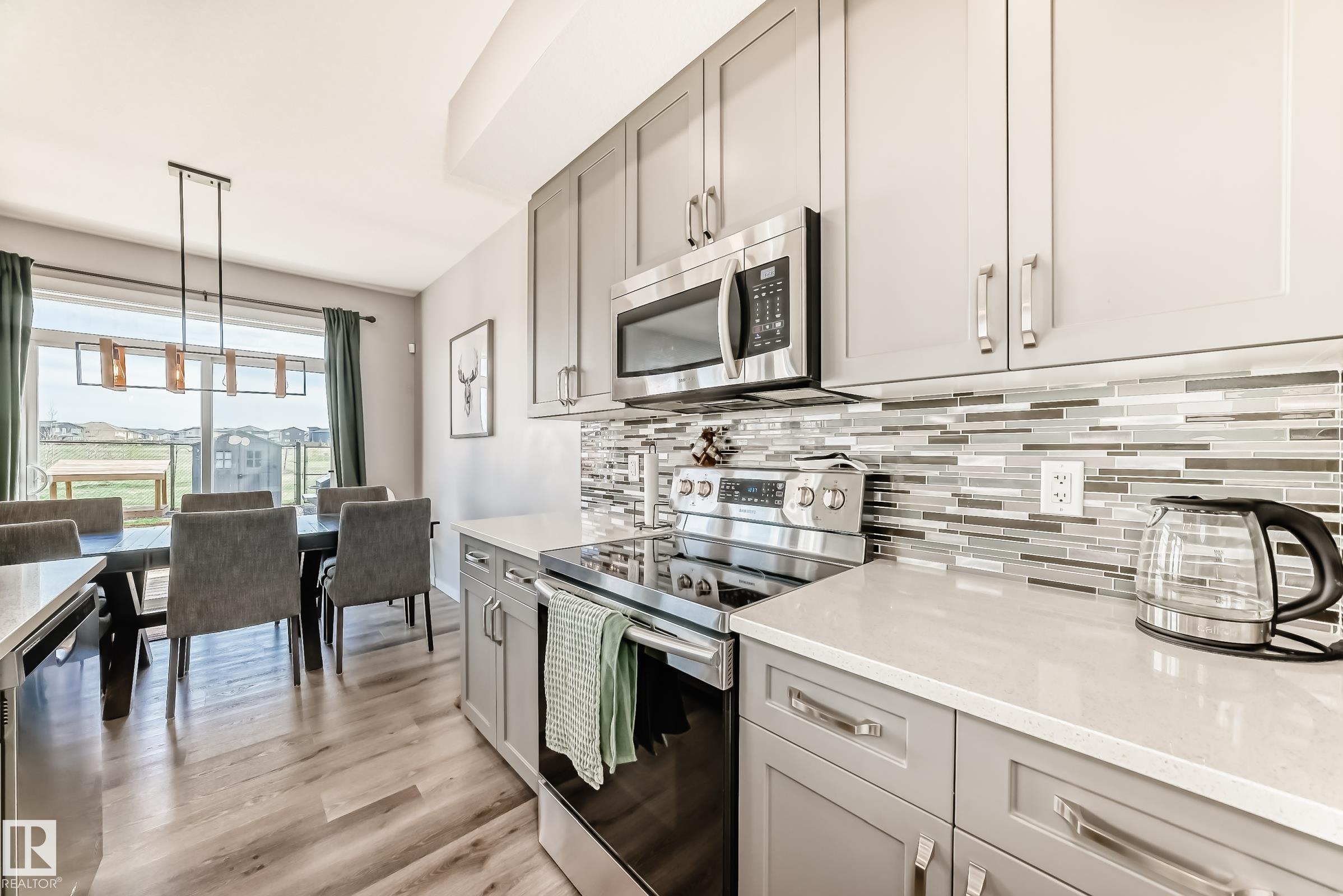 https://zimg.paragon.ice.com/ParagonImages/Property/PM/RAE/225400399/10/0/0/ec8106b597bbed05262682a1cc73af36/1/187a897f75441d6a7e8ae2367655ed13/225400399-f1e98642-d81d-4461-93ad-5cbce1848507.JPG