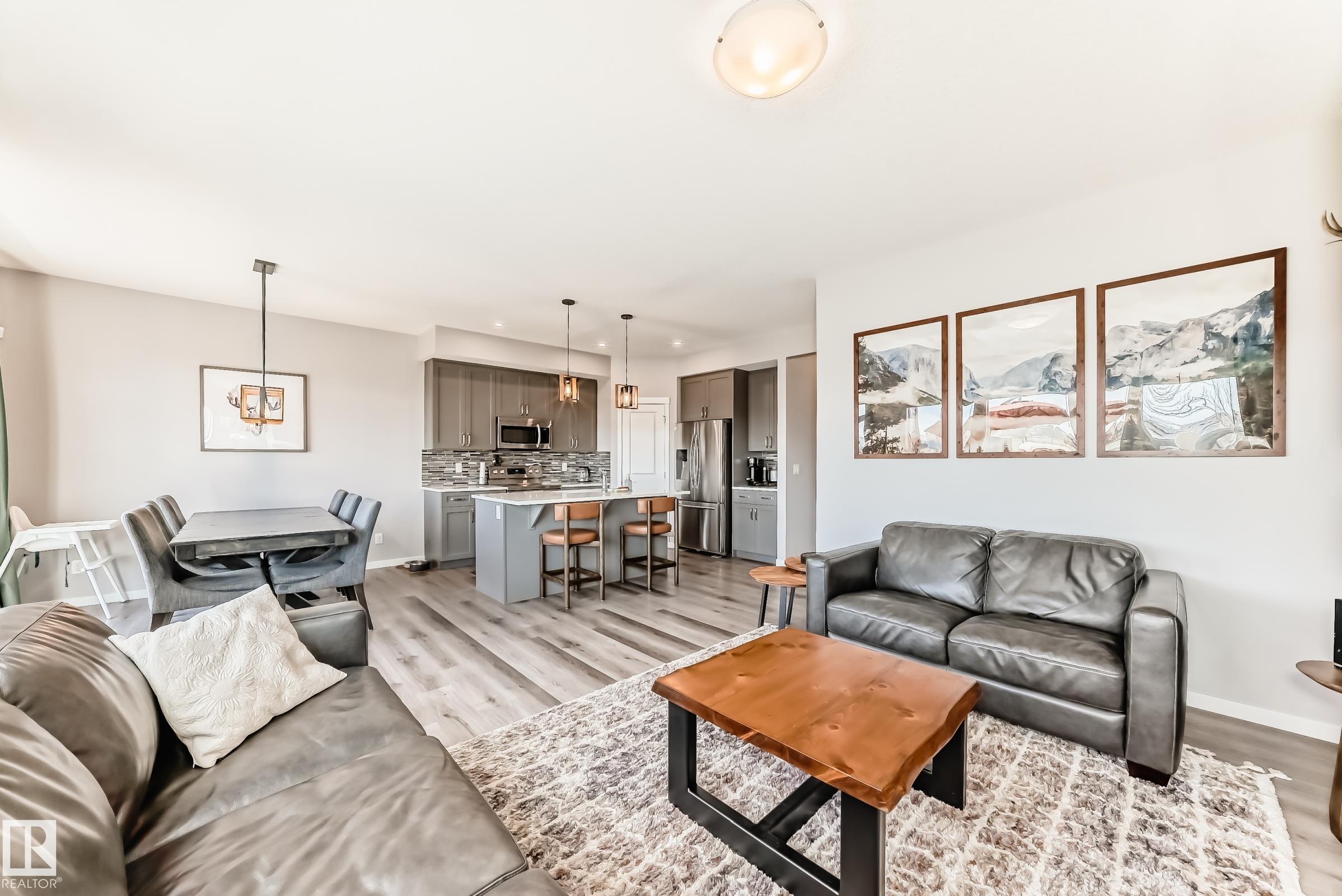 https://zimg.paragon.ice.com/ParagonImages/Property/PM/RAE/225400399/16/0/0/97320f6df654205689740fdcbf851082/1/187a897f75441d6a7e8ae2367655ed13/225400399-18854bc4-9d5a-48f9-9999-e364ebabdf21.JPG