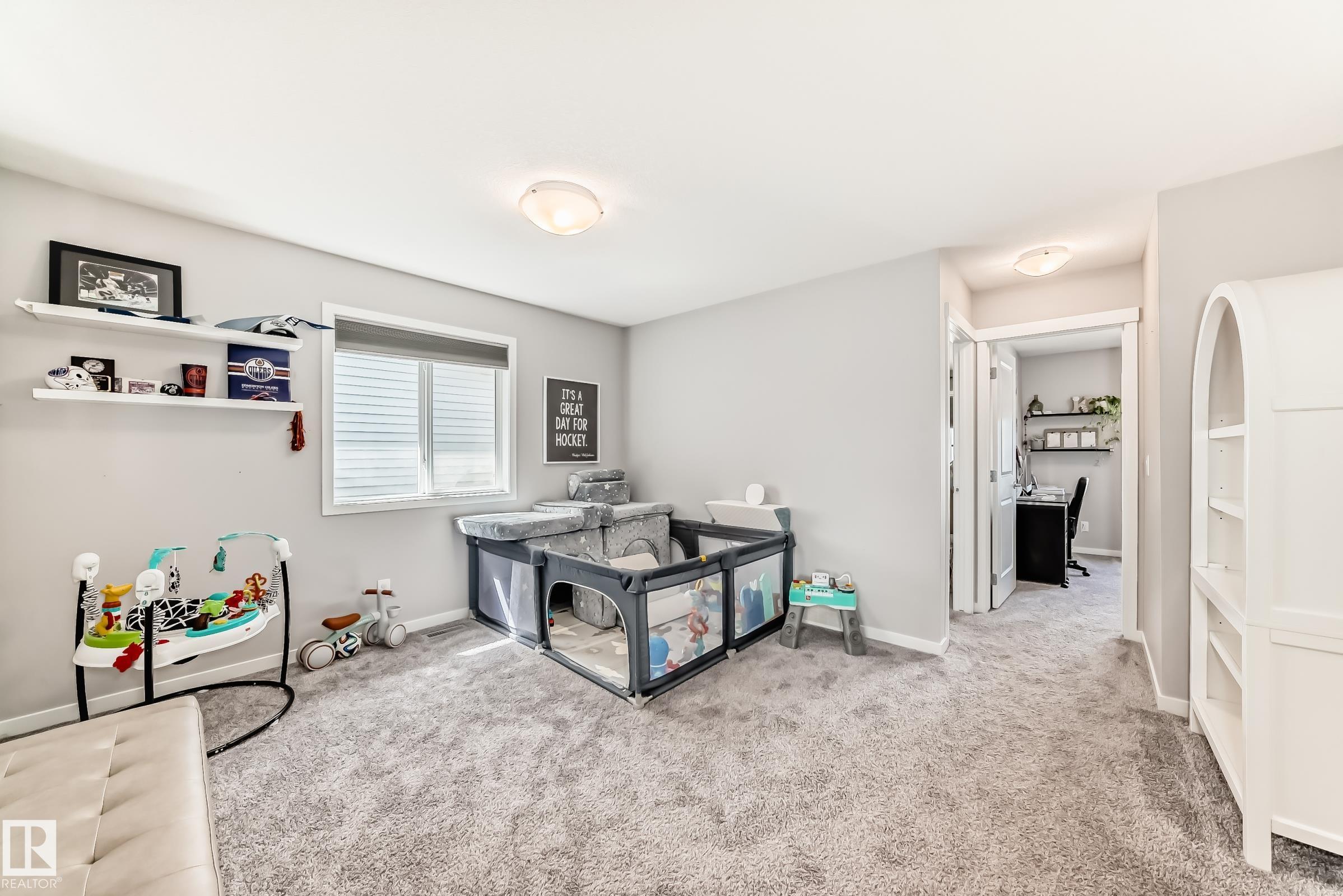 https://zimg.paragon.ice.com/ParagonImages/Property/PM/RAE/225400399/43/0/0/a7fc4410ba4c486cf0d2f249c636a629/1/187a897f75441d6a7e8ae2367655ed13/225400399-6983e781-1854-4f13-b4d4-2a83827f0bb8.JPG