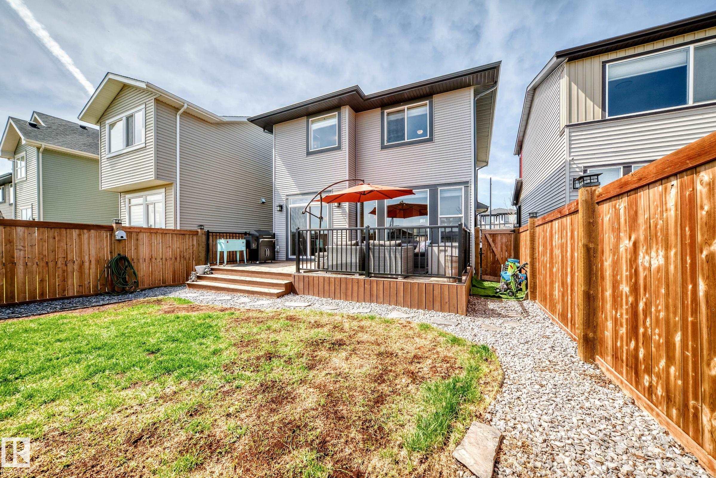 https://zimg.paragon.ice.com/ParagonImages/Property/PM/RAE/225400399/61/0/0/4ed6a261ebbd2c144e4f488d25a83e65/1/187a897f75441d6a7e8ae2367655ed13/225400399-2435e7b6-664e-4a30-8663-7b5e015c8217.JPG