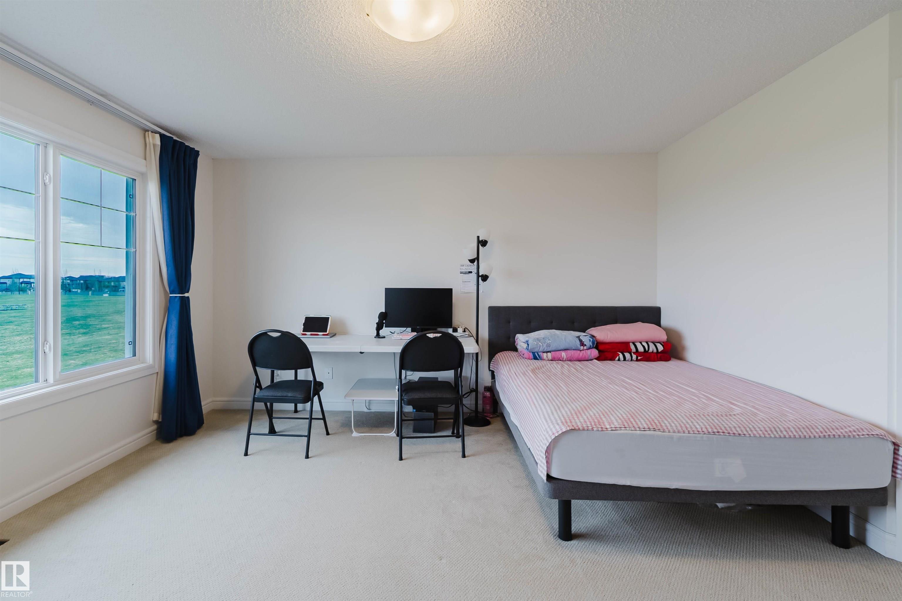 https://zimg.paragon.ice.com/ParagonImages/Property/PM/RAE/225400401/34/0/0/3688e89e530082d75060d5d620bed9cd/1/cf2055b4494b41800986ca48fc780b5e/225400401-f767fc28-f6be-4c5f-be8f-e07077d97cef.JPG