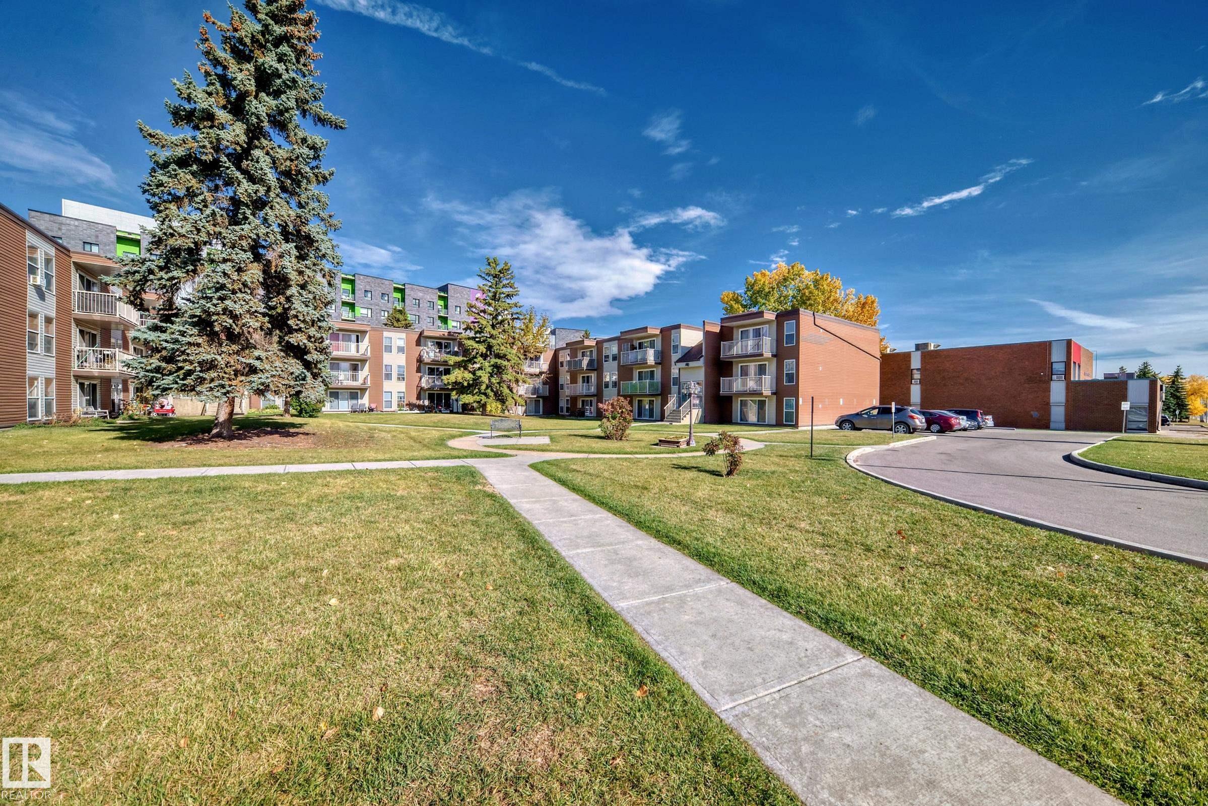 https://zimg.paragon.ice.com/ParagonImages/Property/PM/RAE/225400402/37/0/0/71acc4c08a2d1a5c2398d1d767dd6d7a/1/c61d2b3abd60da66e30e13482df5e441/225400402-FCC492DA-F19C-429B-970D-F1AD39A56837.JPG