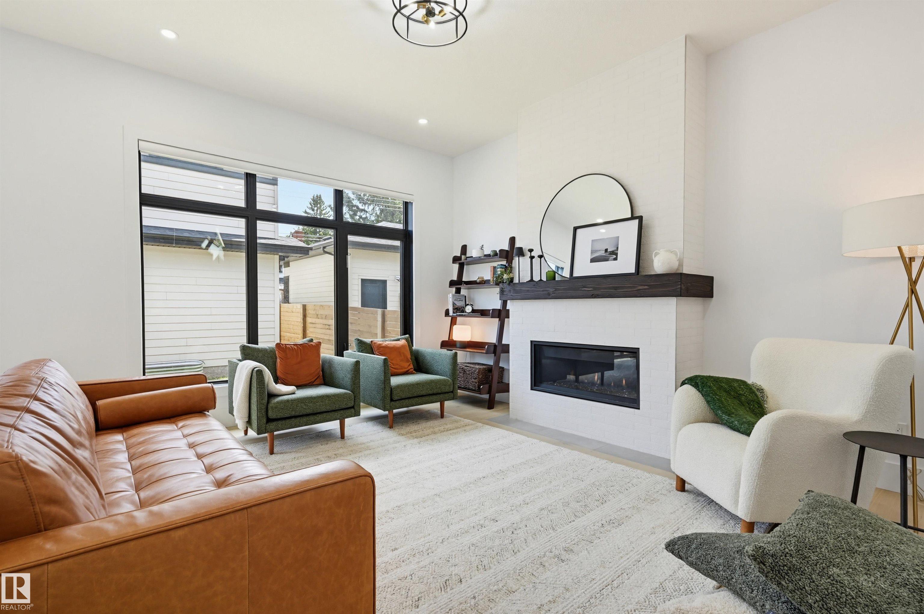 https://zimg.paragon.ice.com/ParagonImages/Property/PM/RAE/225400404/7/0/0/d8529fea55d5d866139356b93b377ba9/1/569aff060f9400743eb28f45c6f2cd9f/225400404-f55c0f79-c2ba-4e38-acbe-fbd37da4054a.JPG