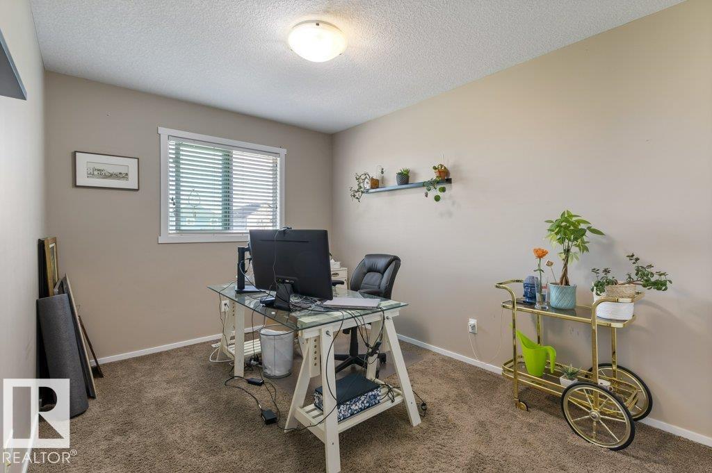 https://zimg.paragon.ice.com/ParagonImages/Property/PM/RAE/225400413/26/0/0/95c7216af7a0634e830cc69550a5a225/1/f0ebd953ece597084f543a4d9331826a/225400413-6251c573-b92b-4f96-90c2-08747855ad3f.JPG