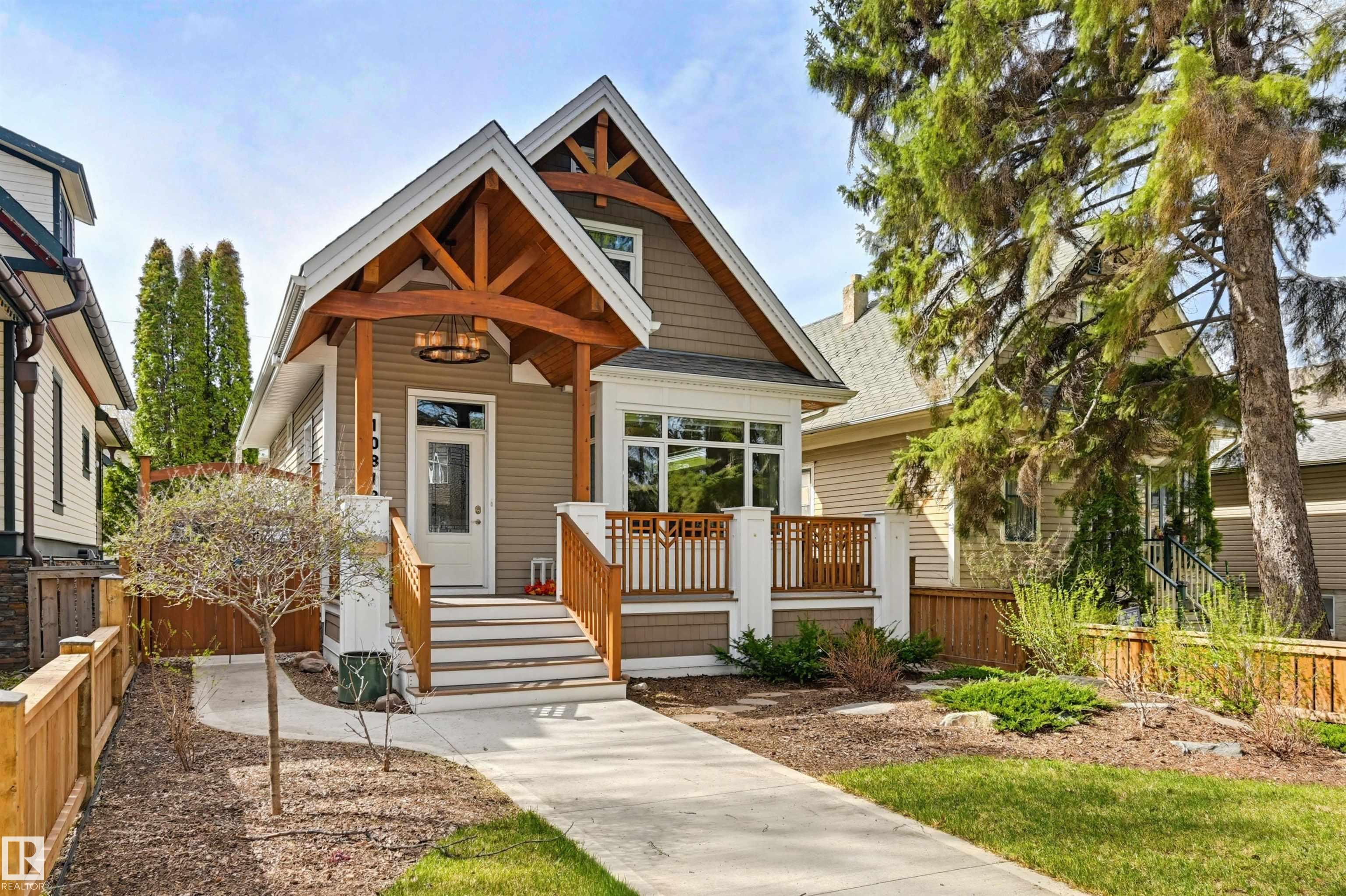 10813 74 Avenue NW, Queen Alexandra, Edmonton